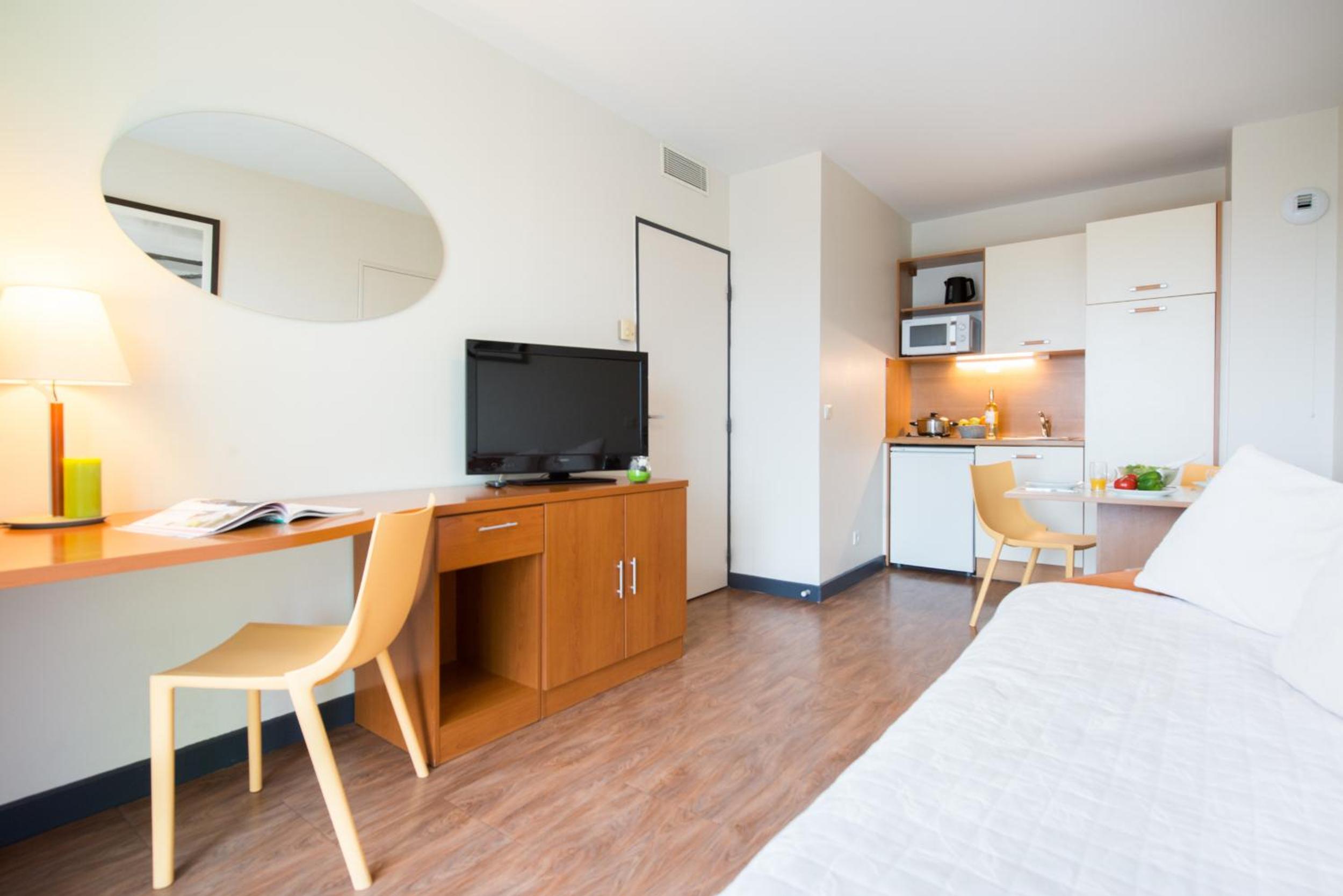 One Bedroom Apartment  - Photo 5
