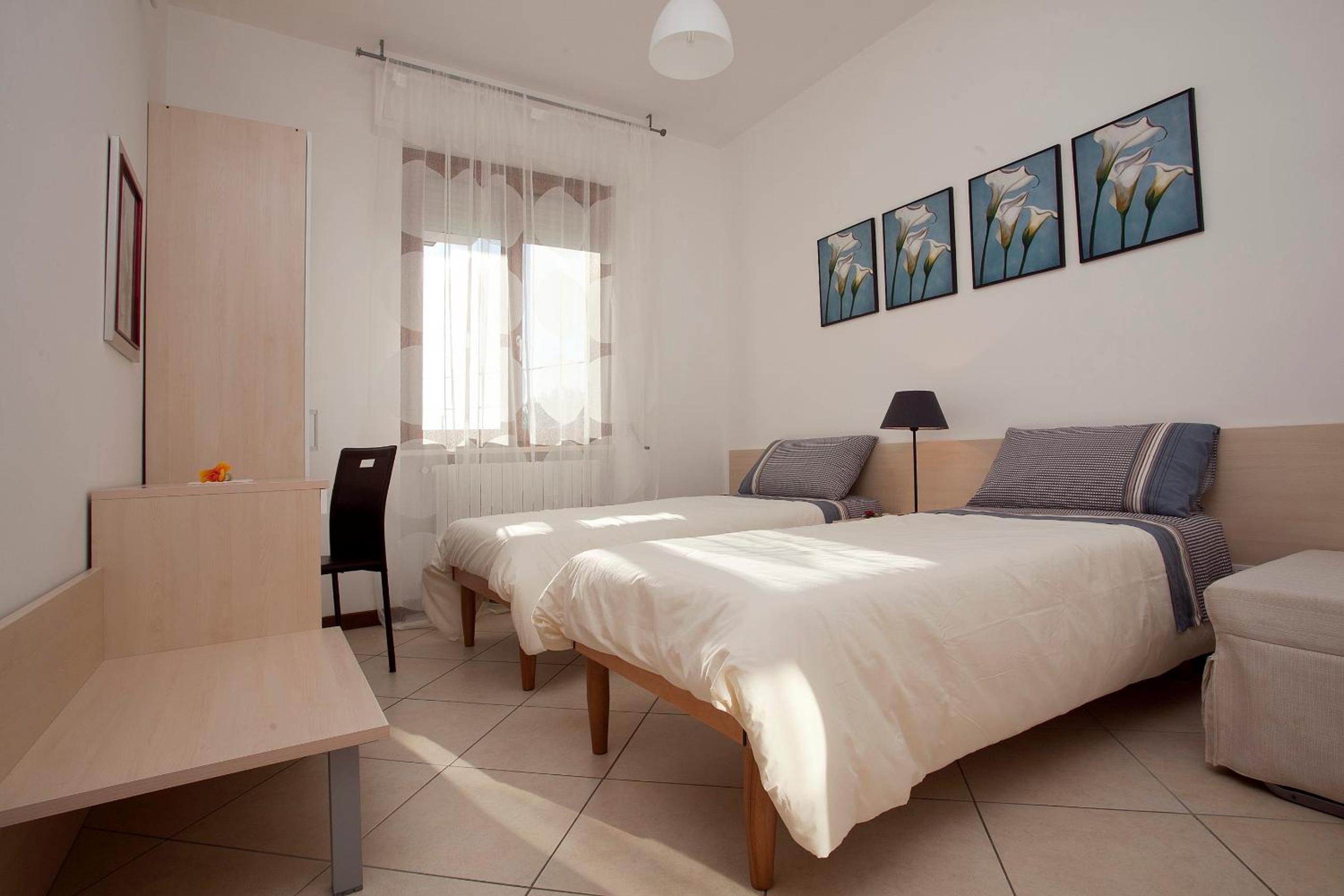Triple Room - Photo 16