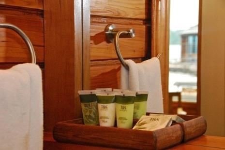 Suite with Lake View photo 2