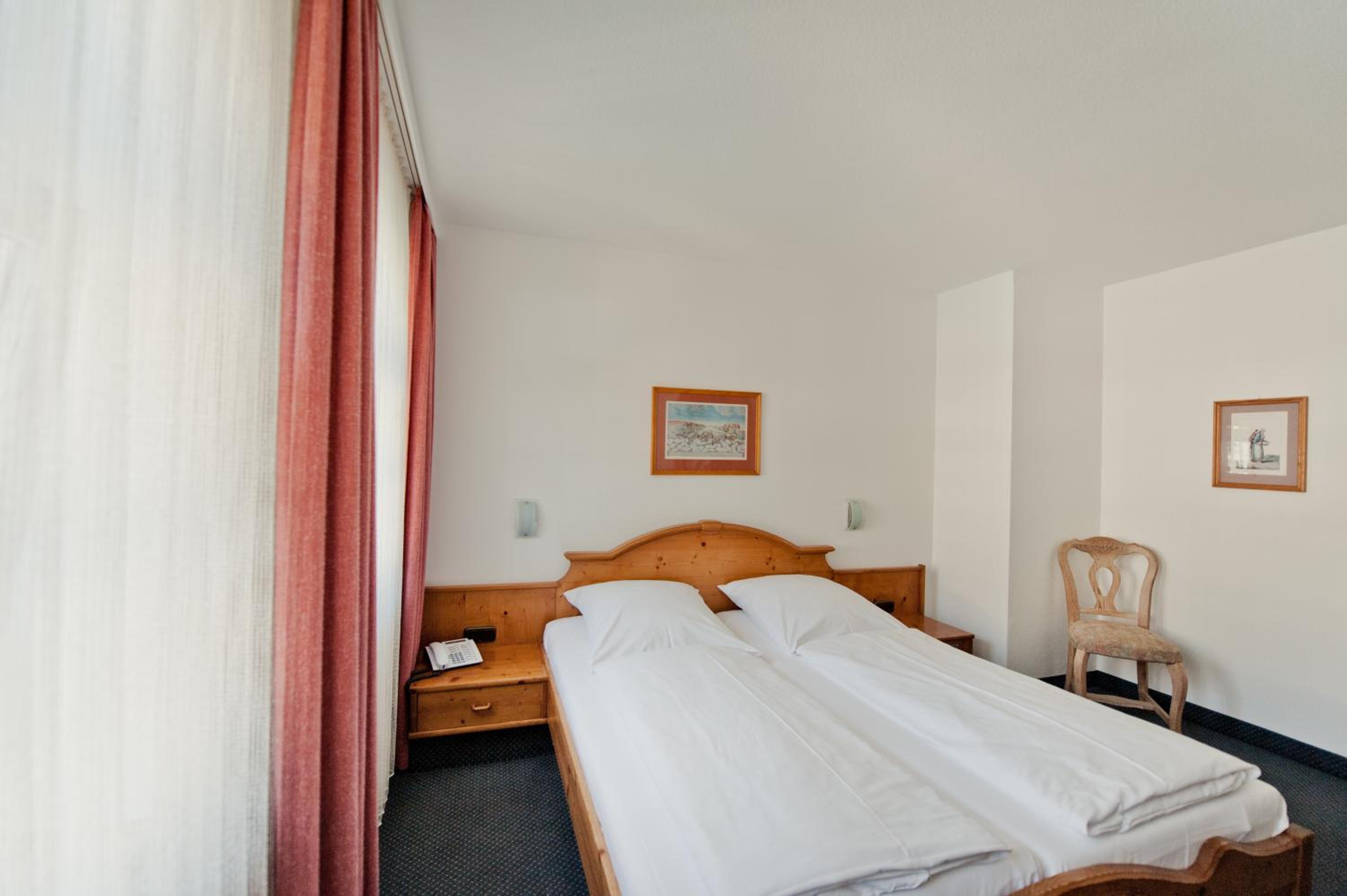 Double Room - Photo 2