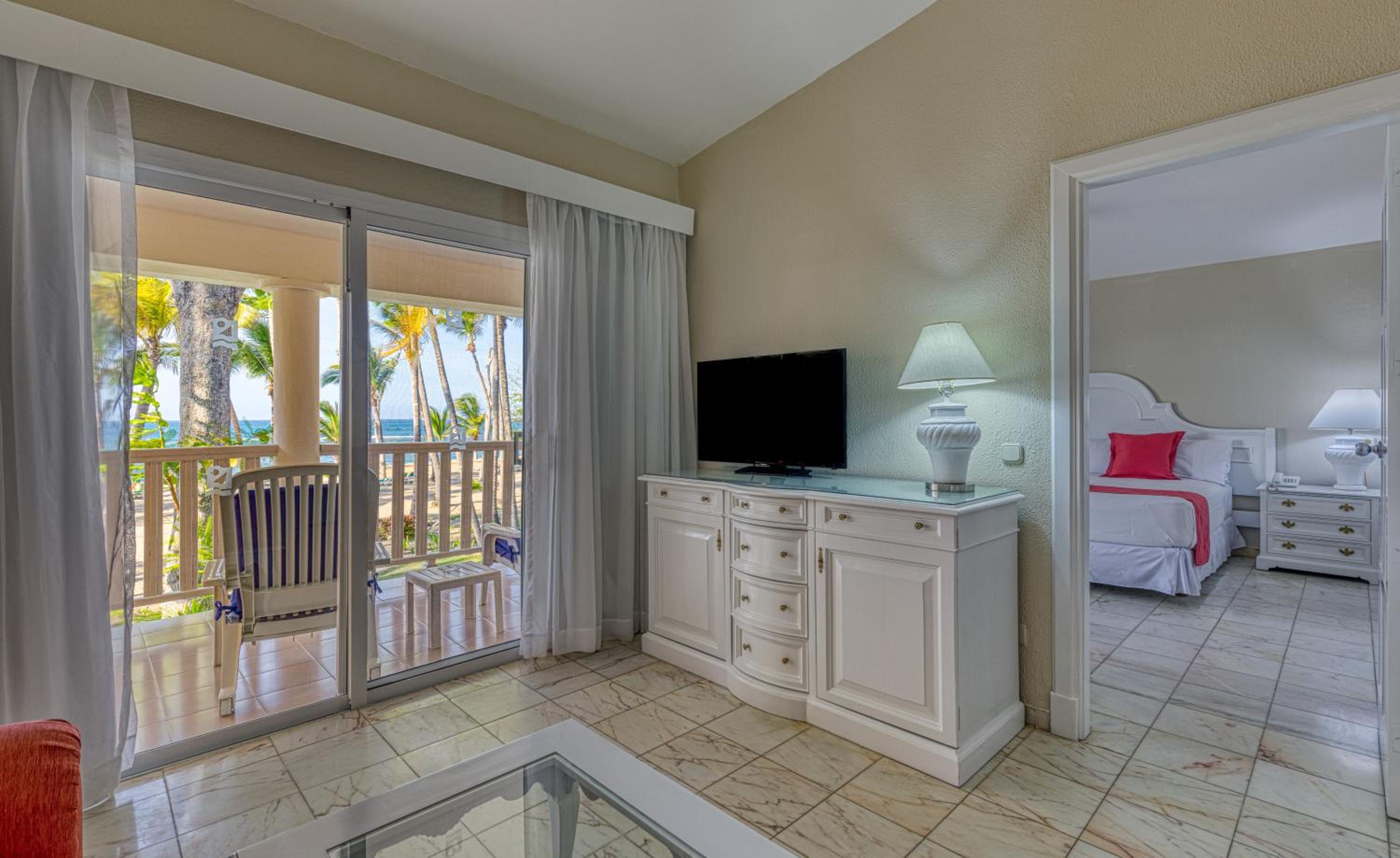 Suite de una habitación con vista al mar (2 adultos)