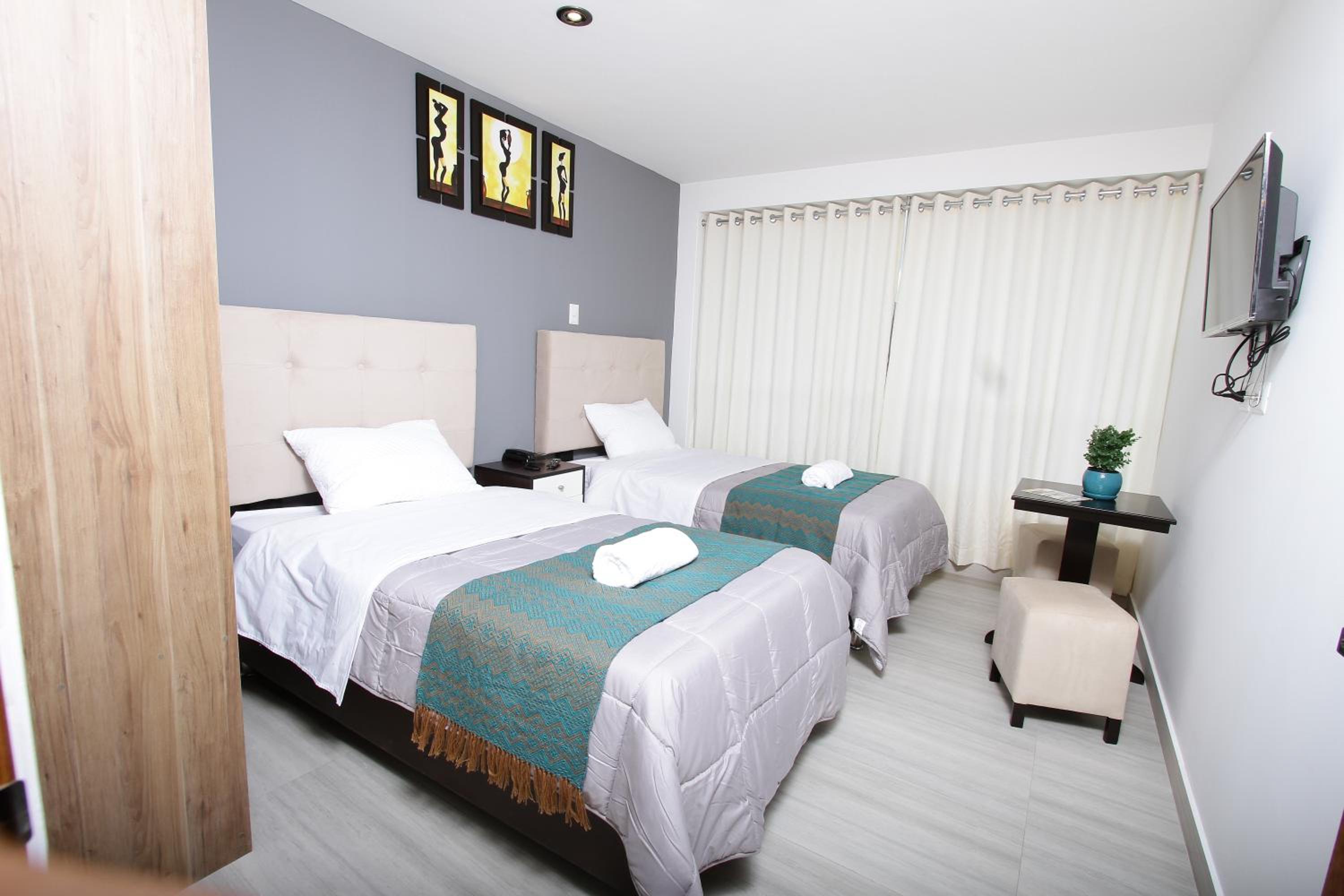 Triple Room with Private Bathroom photo 3