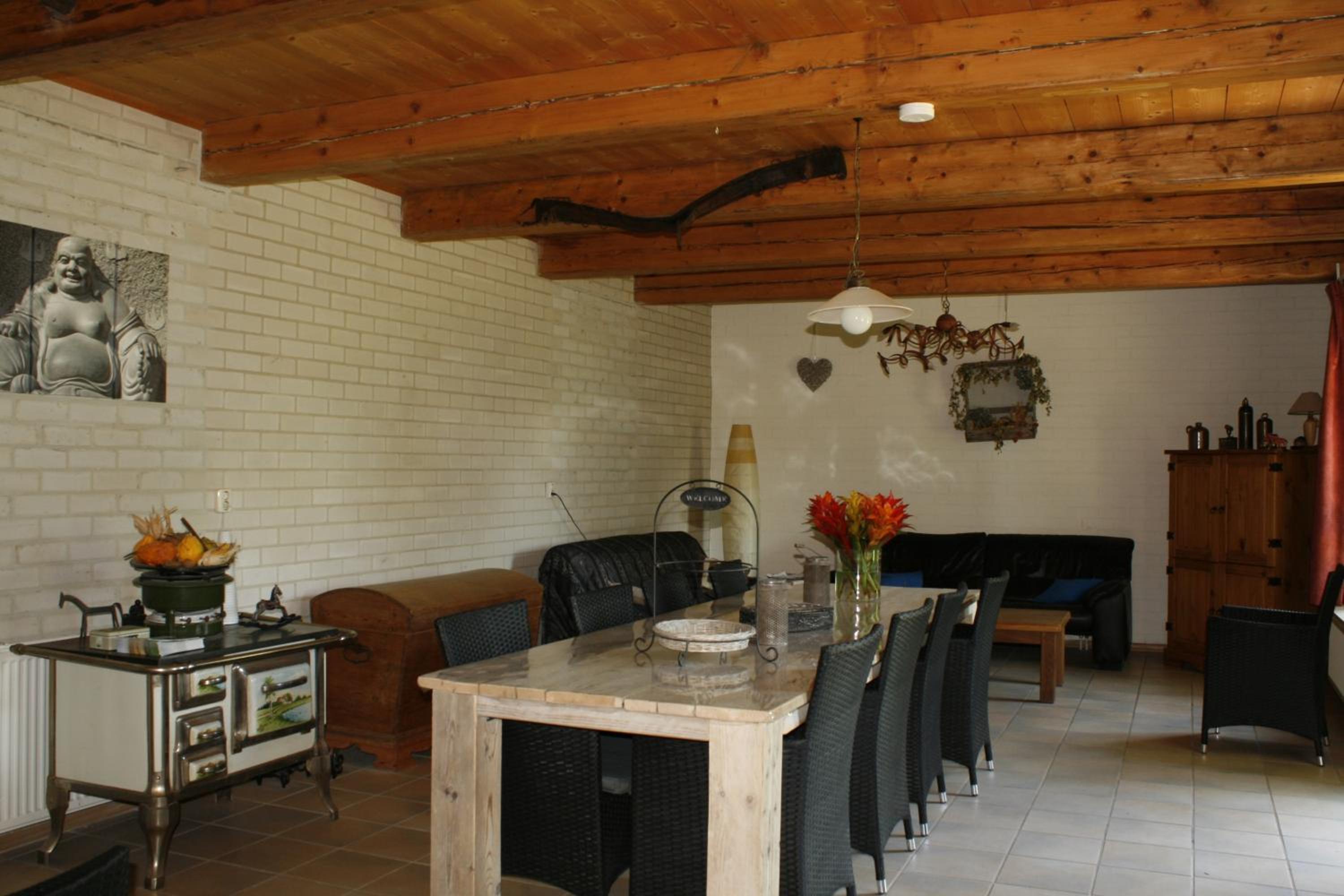 Three-Bedroom House - Photo 2