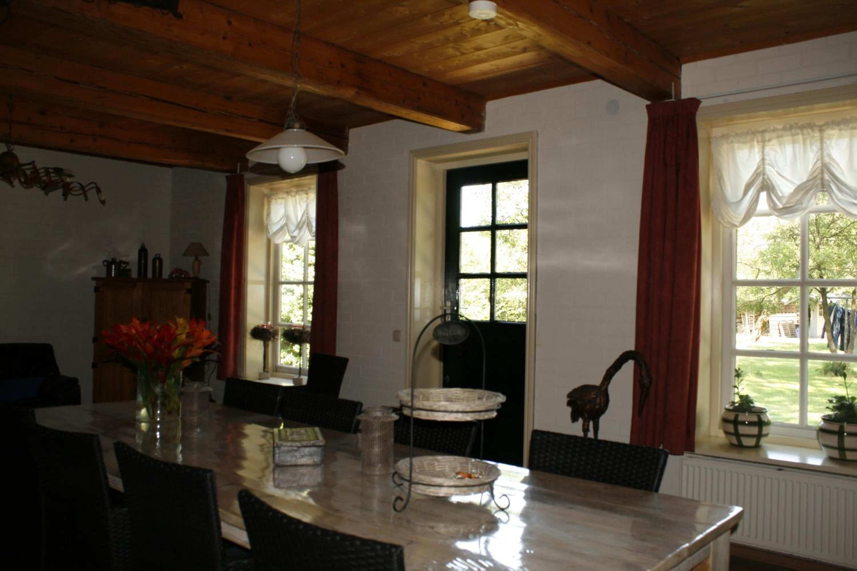 Three-Bedroom House - Photo 3