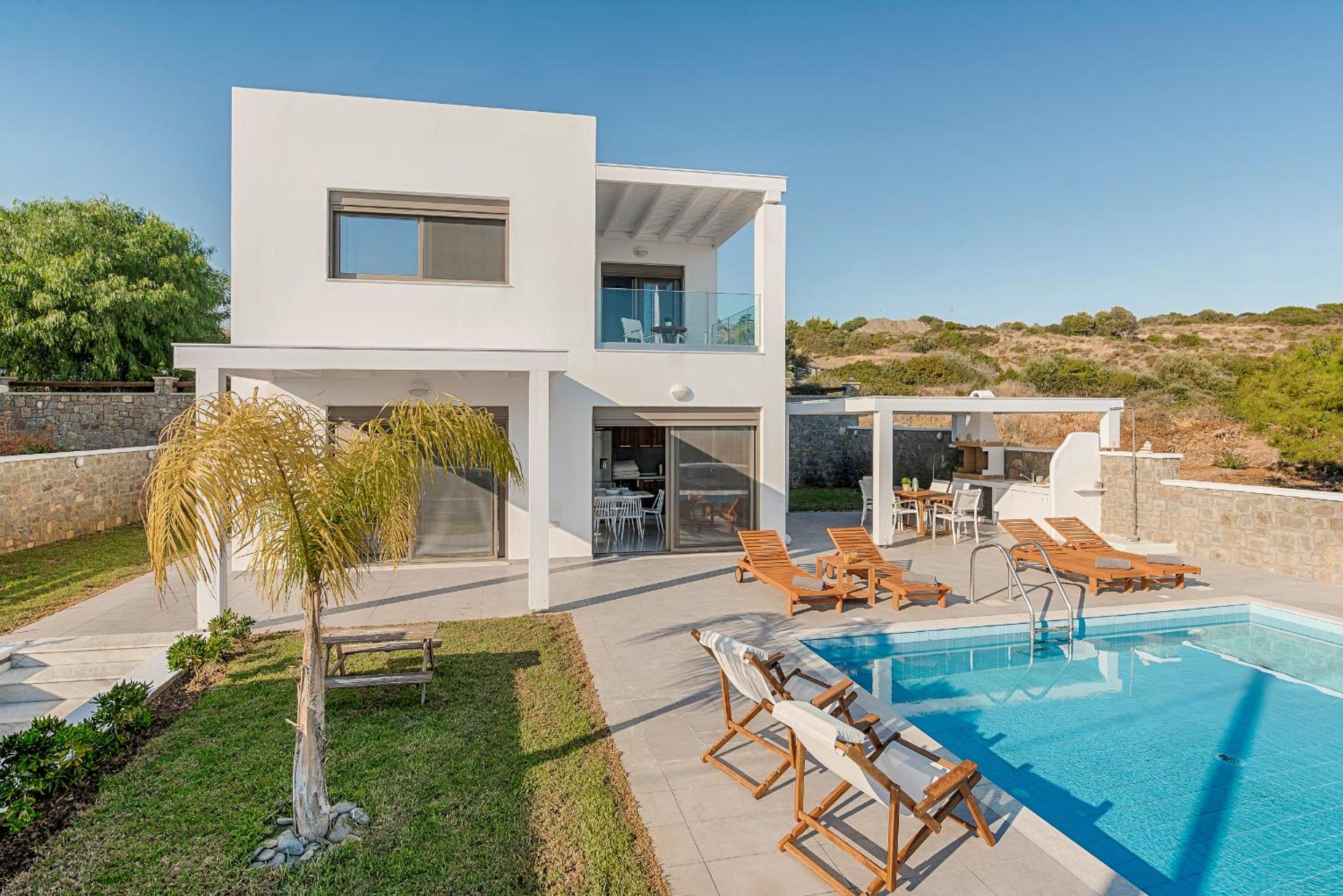 Villa photo 3