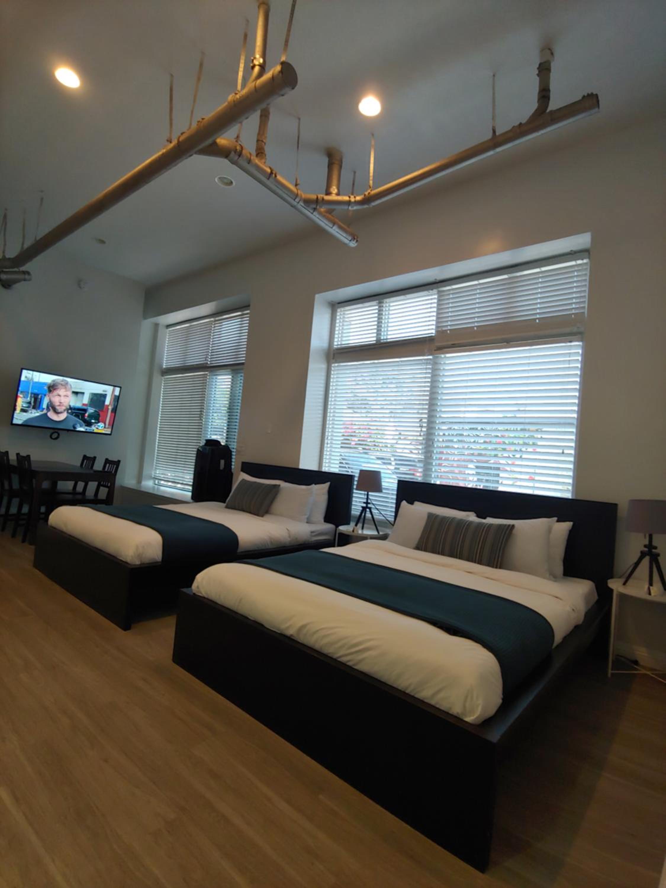 Large Studio with Partial Ocean View photo 3