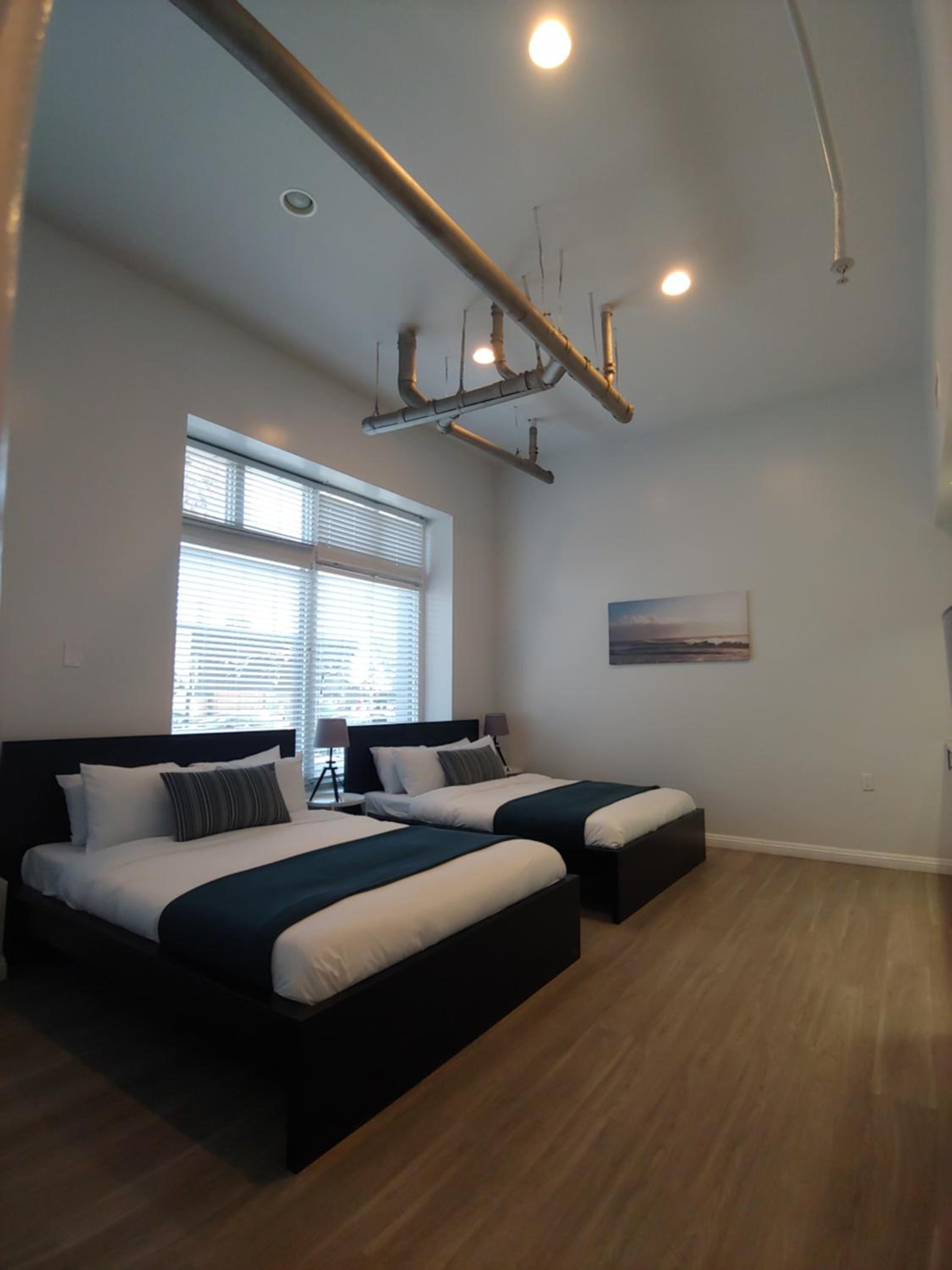 Large Studio with Partial Ocean View photo 2