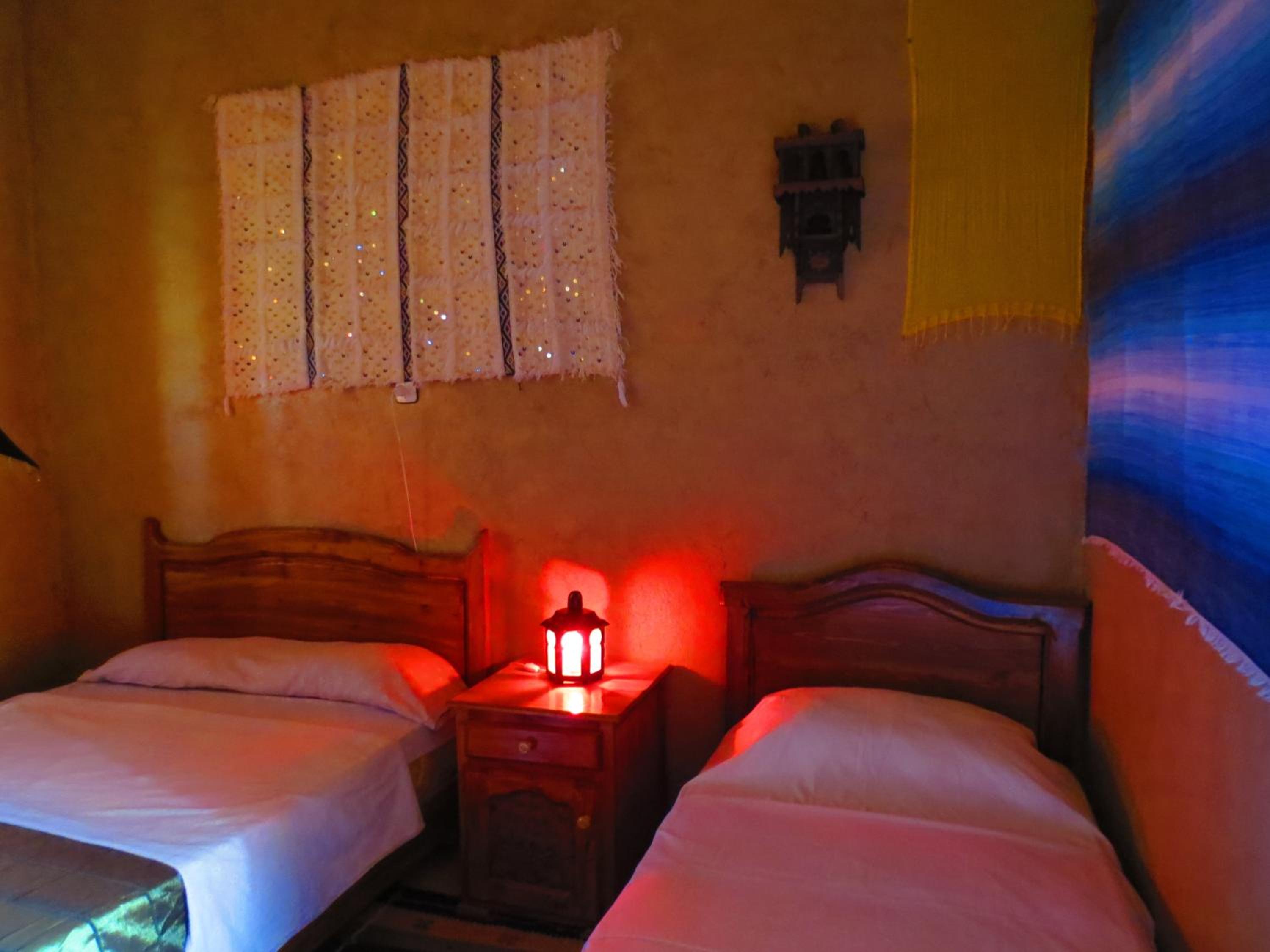 Double or Twin Room - Photo 9