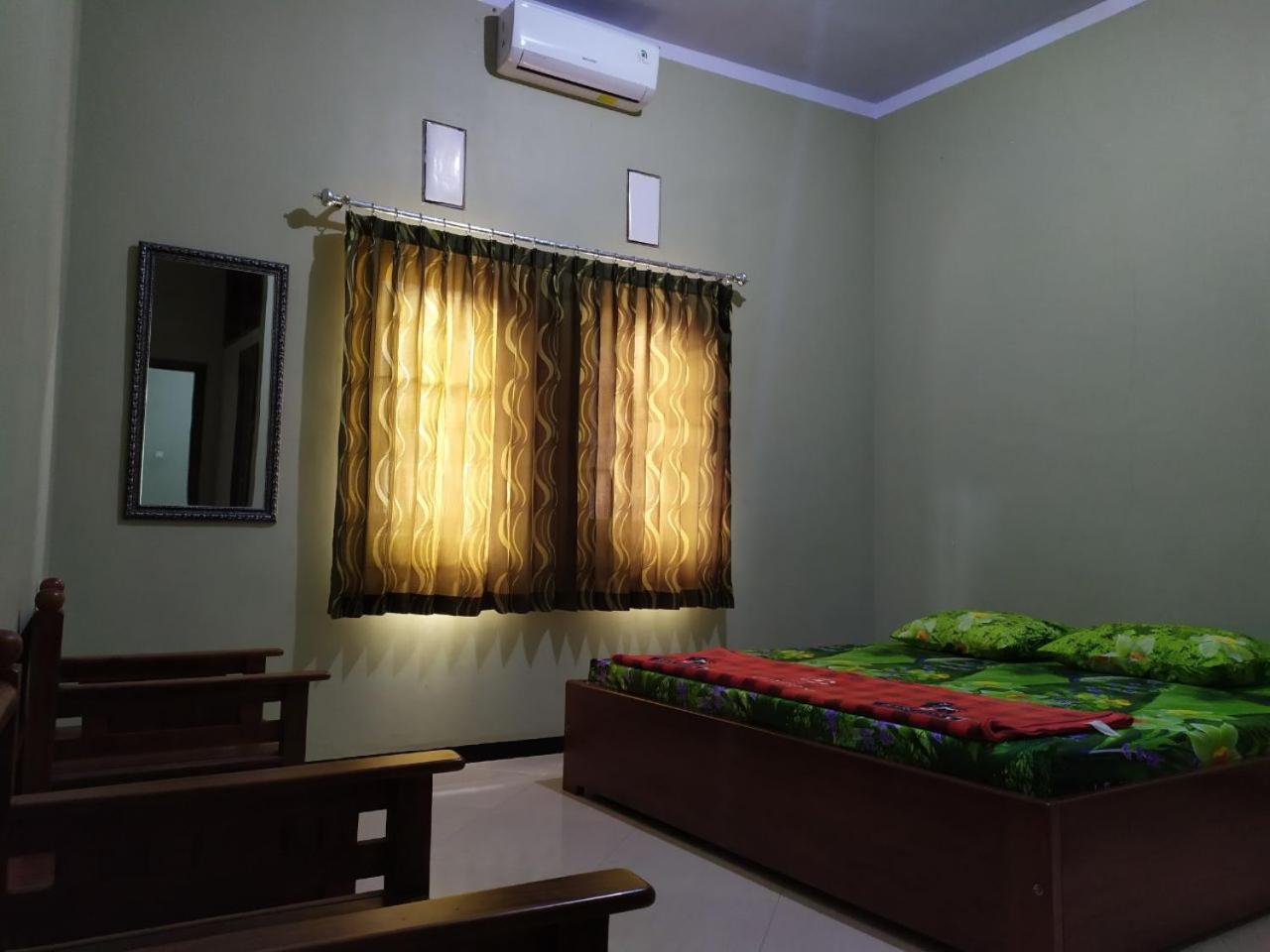 Double Room with Private Bathroom photo 1