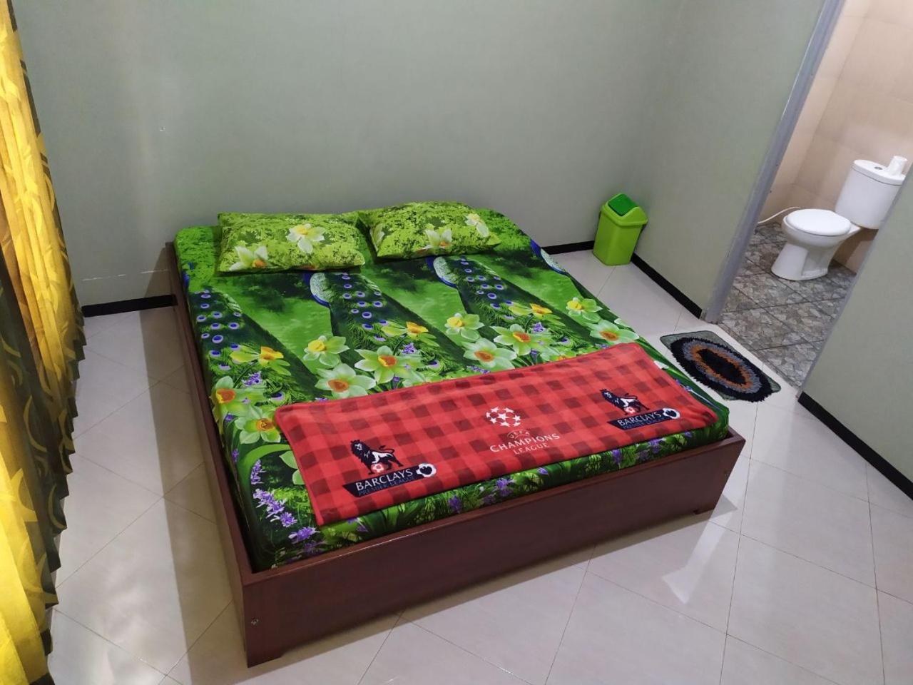 Double Room with Private Bathroom photo 2