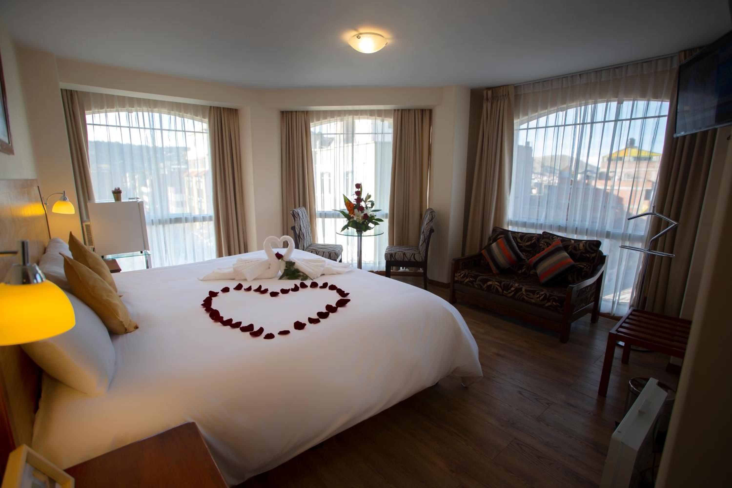 Queen Room photo 1