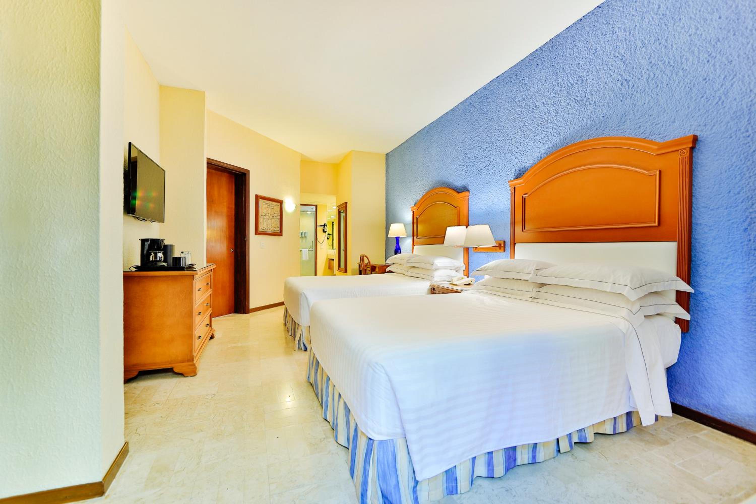 Family Ocean Front Premium Level photo 1