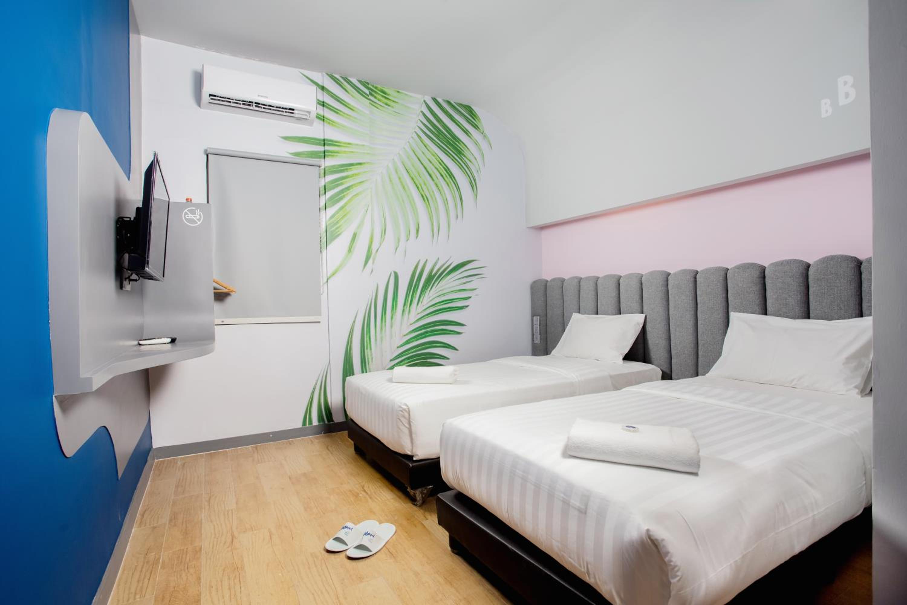 Standard Double or Twin Room - Photo 6