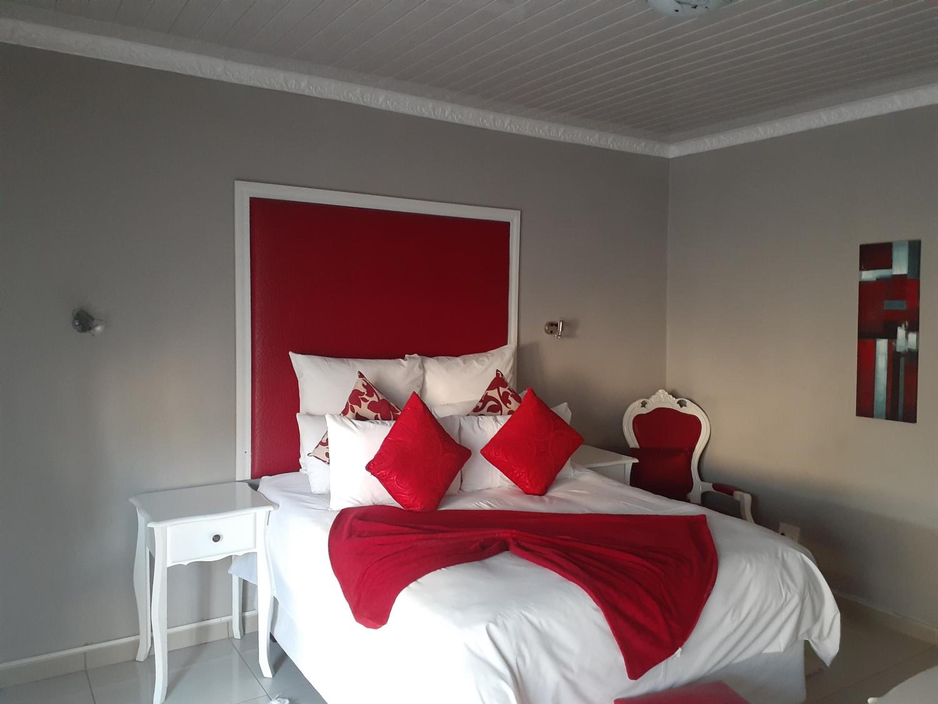 Single Room photo 2