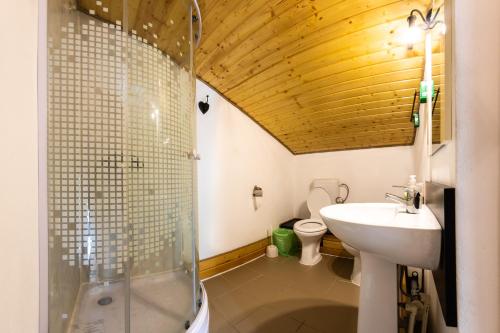 Double Room with Lake View photo 3