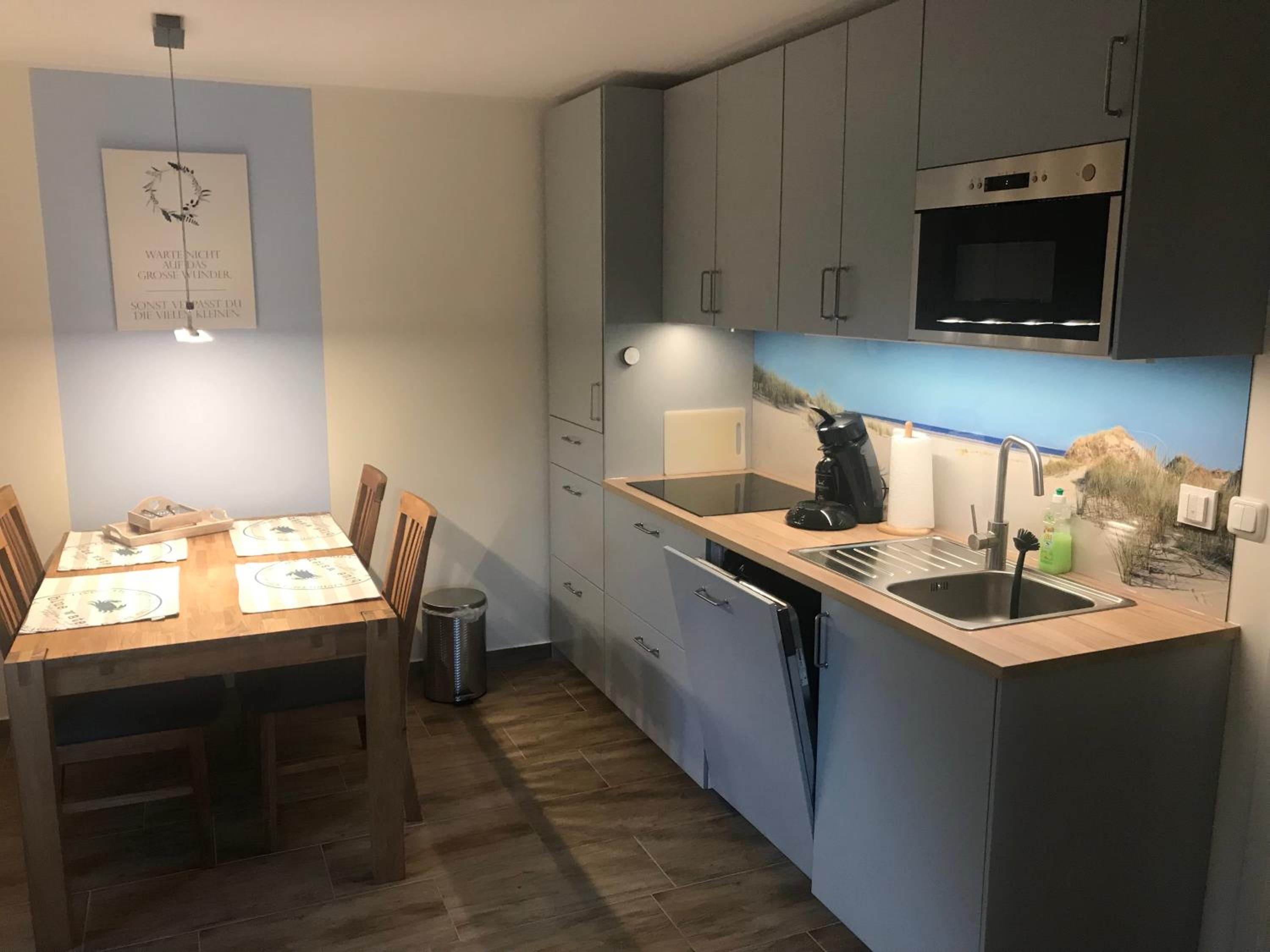 Apartment with Lake View photo 3