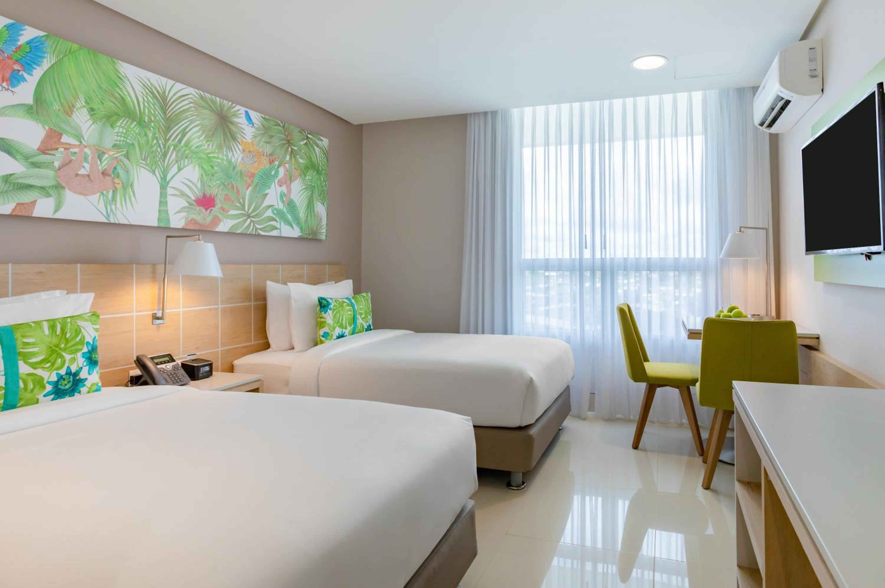Standard Twin Room - Photo 2
