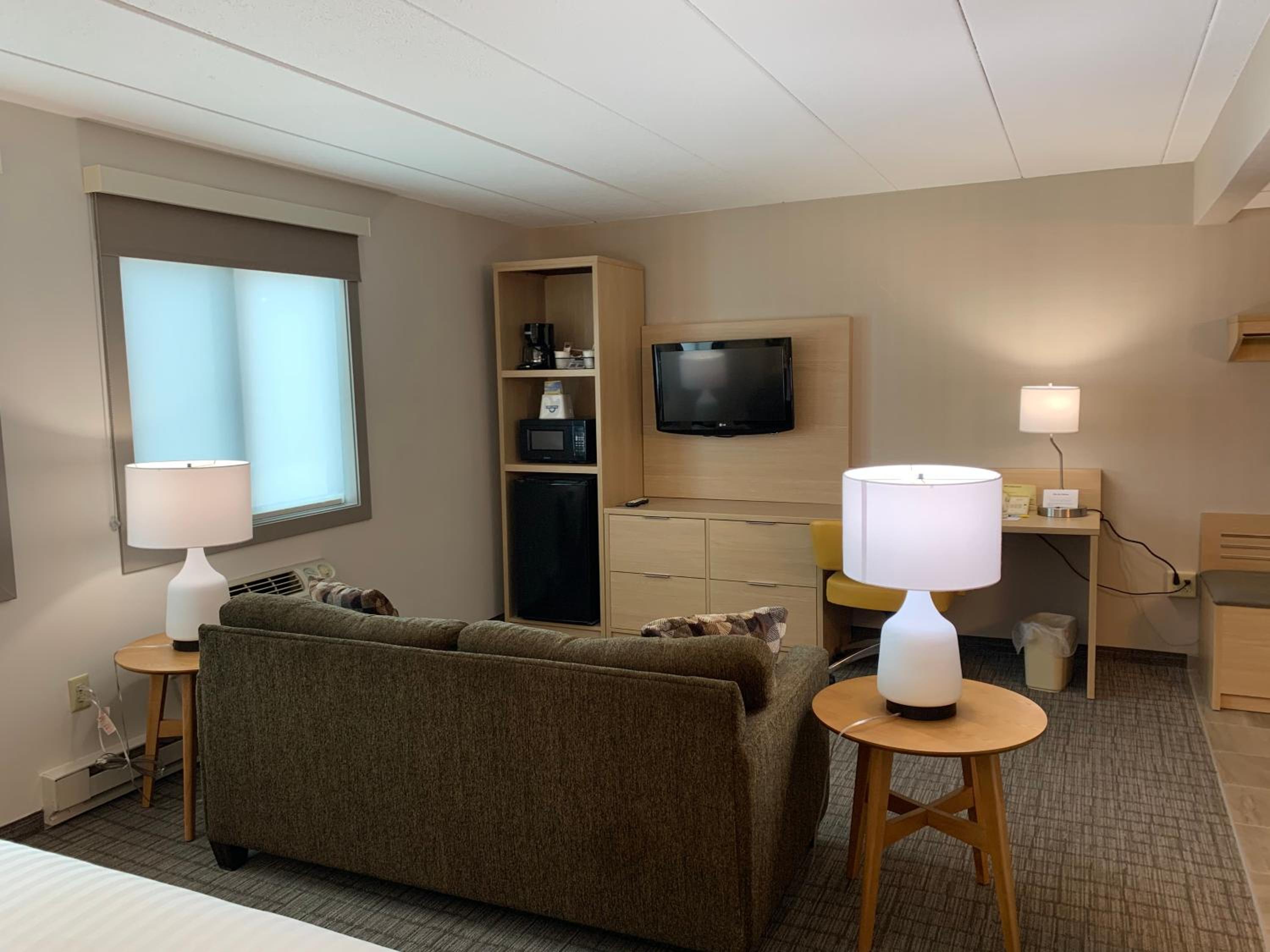 King Studio Suite - Non-Smoking - Photo 4