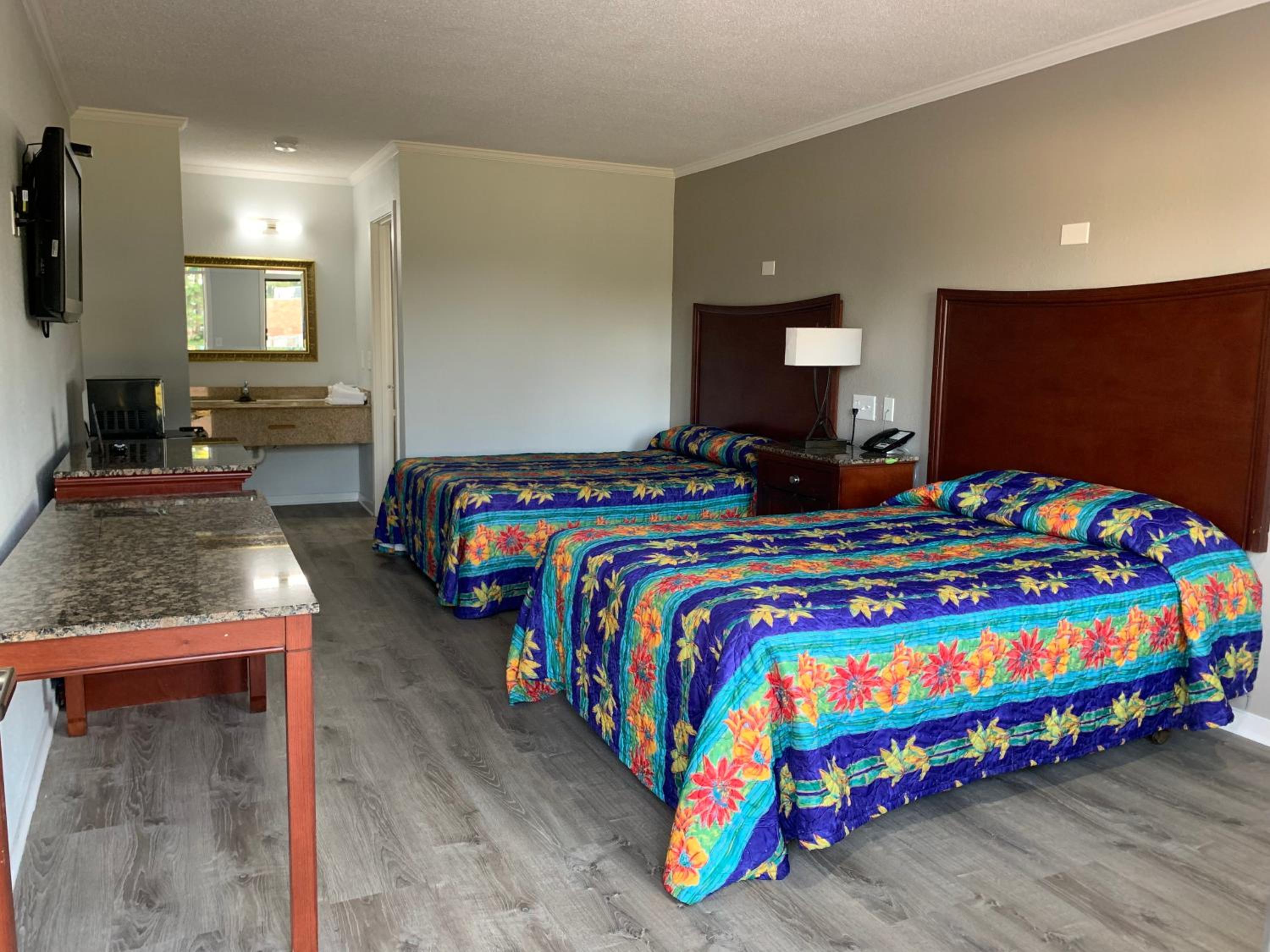 Deluxe Double or Twin Room - Non-Smoking photo 1