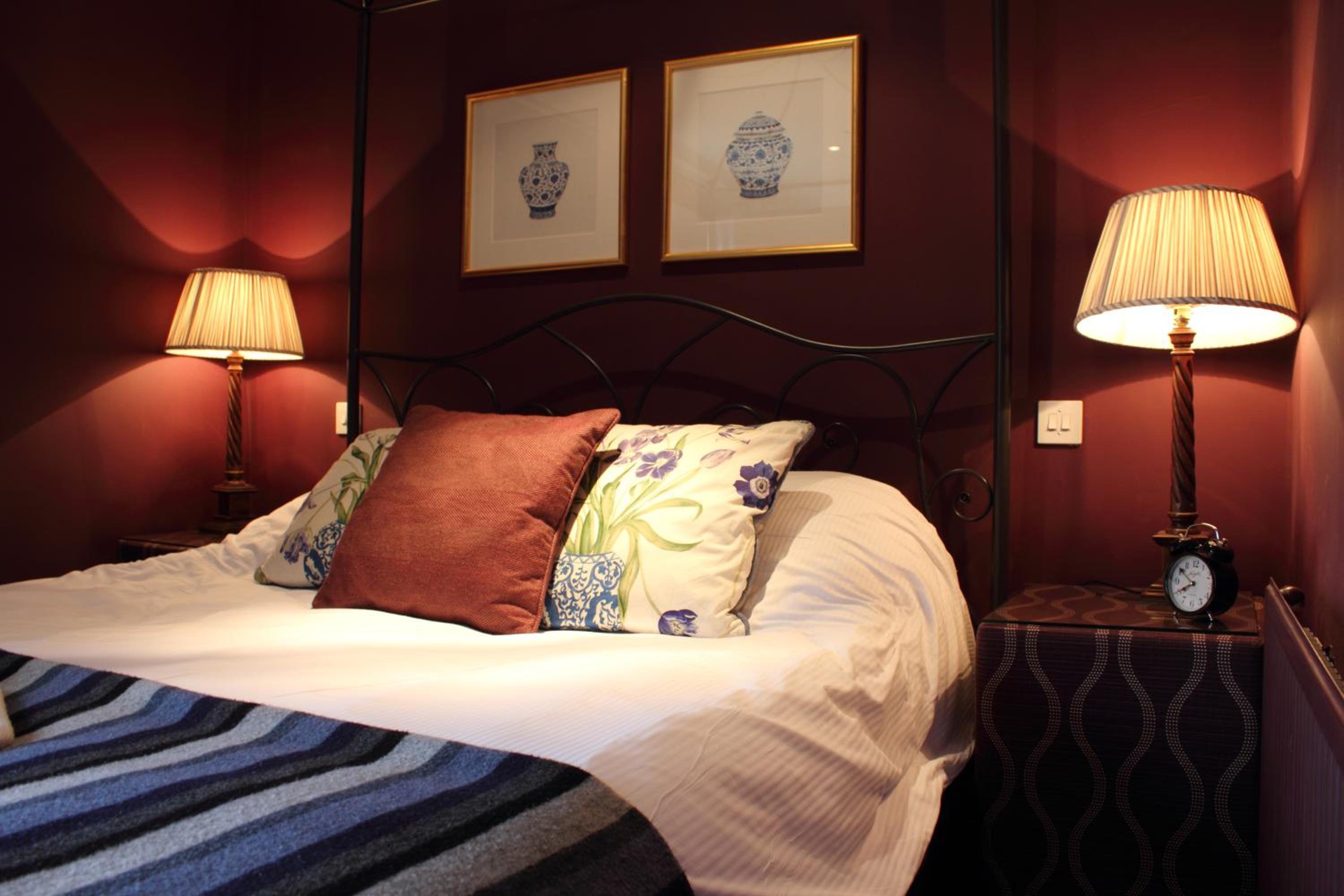 Small Double Room - Photo 1