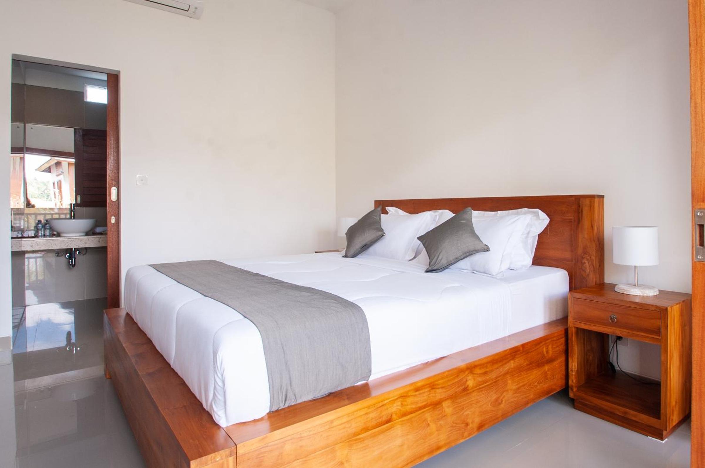 Deluxe Room - Photo 2