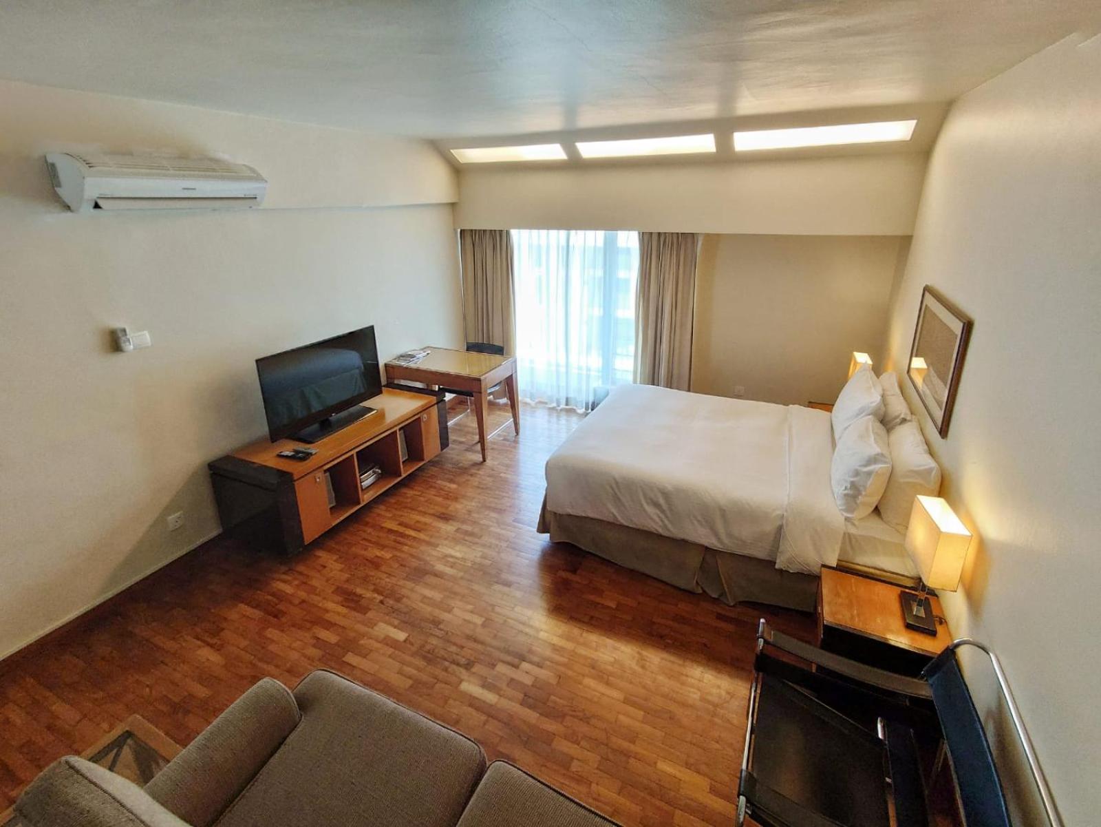 1 Studio Suite photo 1