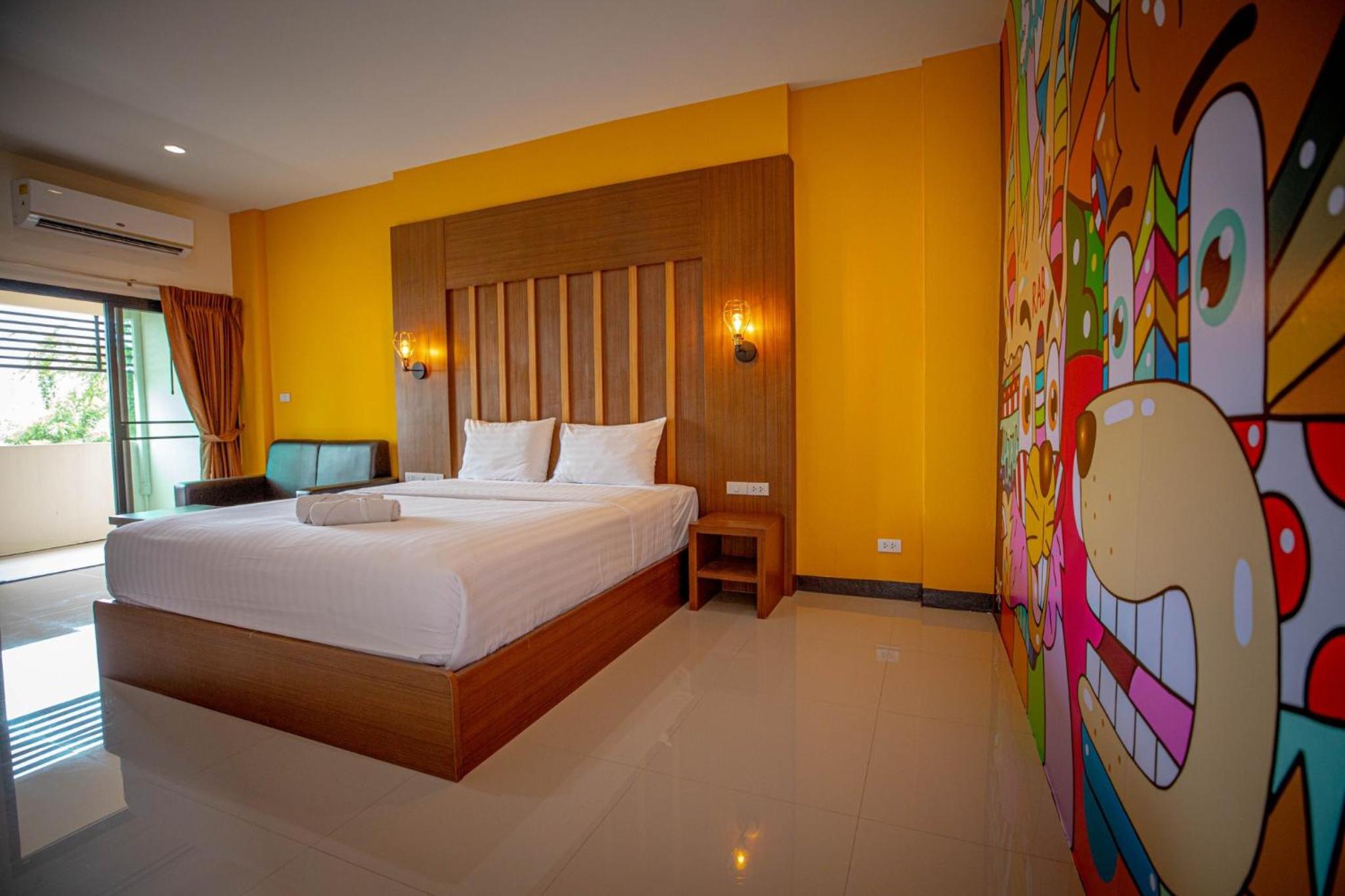Deluxe Double Room - Photo 26