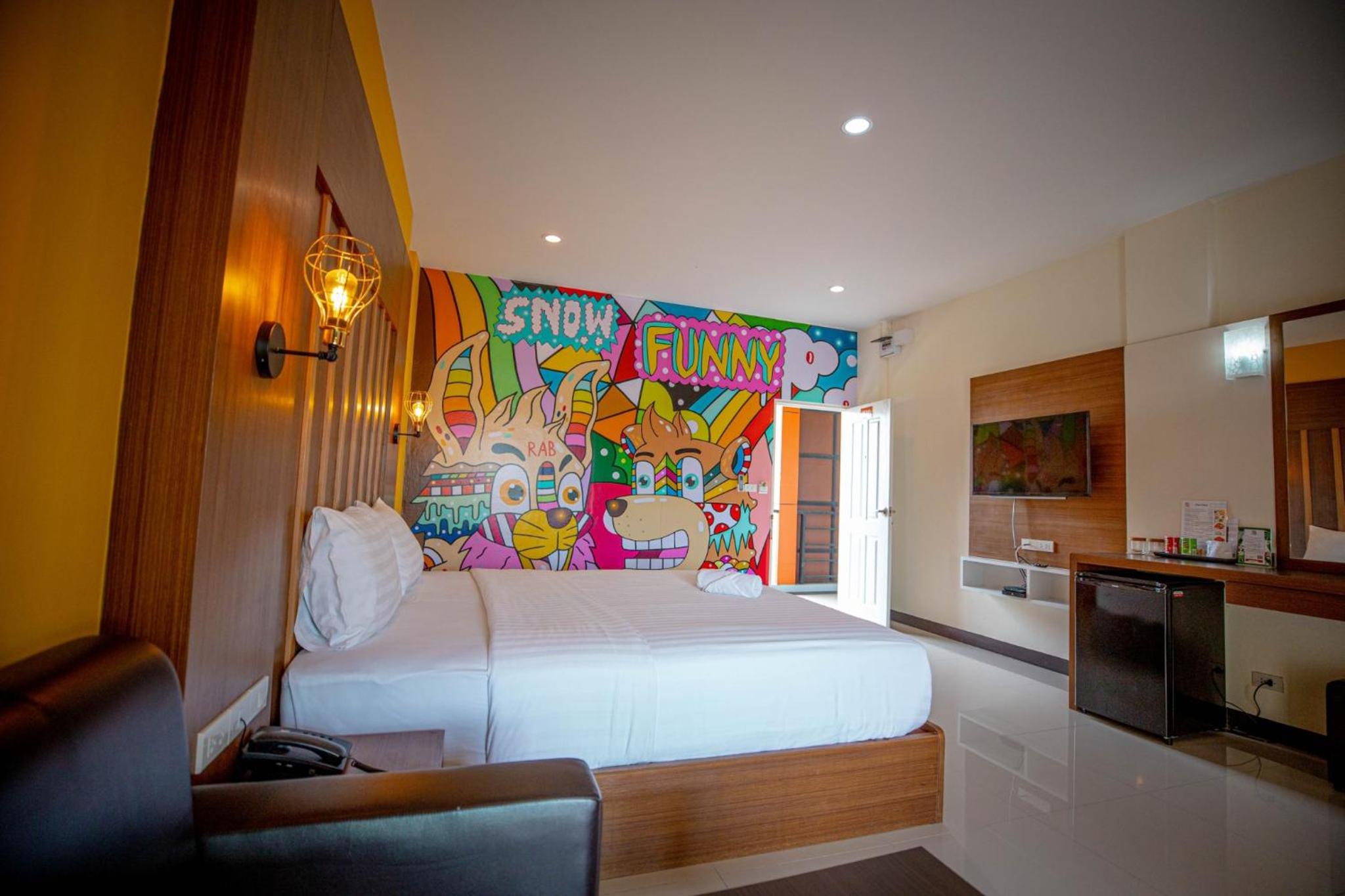Deluxe Double Room - Photo 28