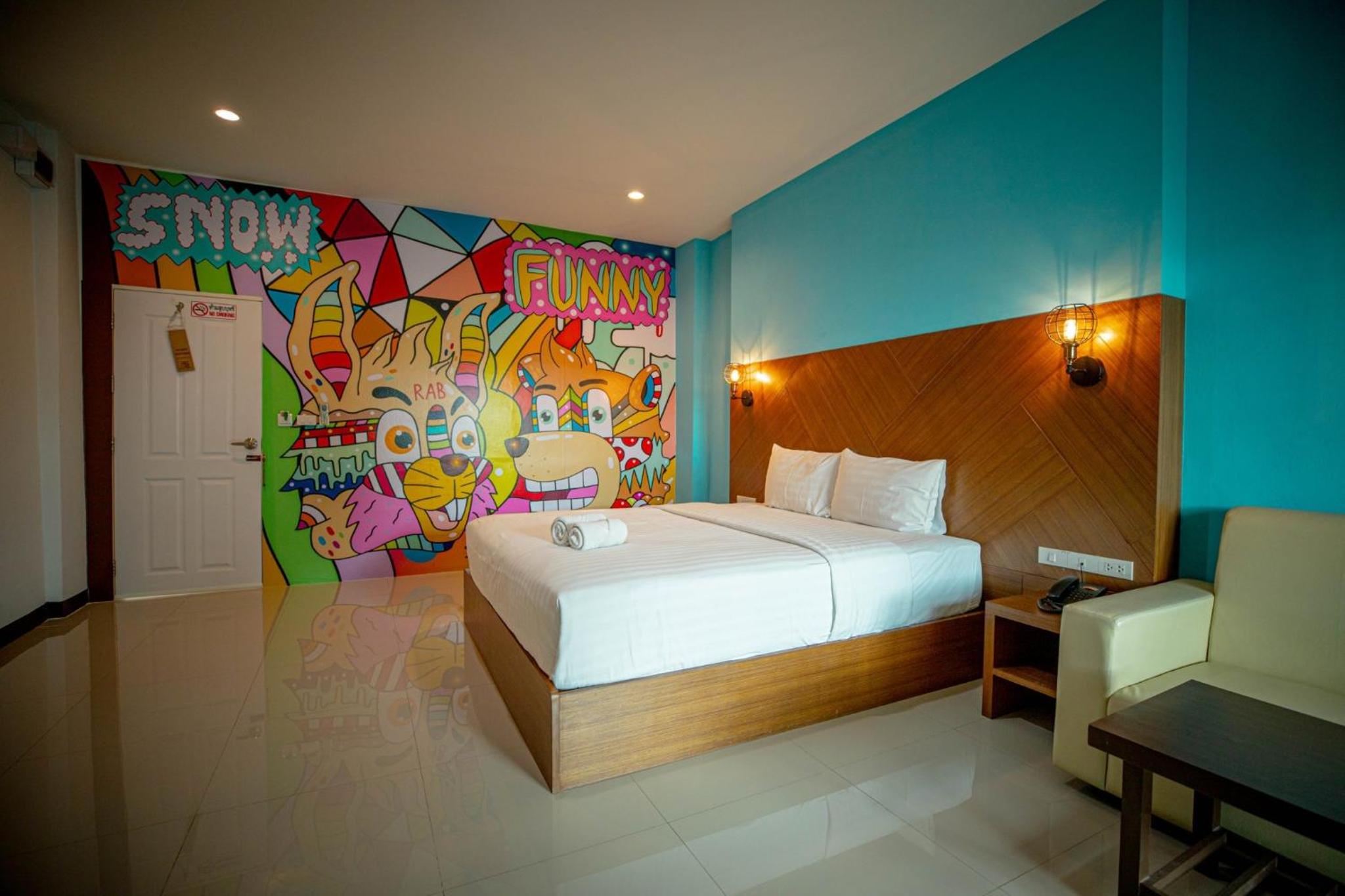 Deluxe Double Room - Photo 24