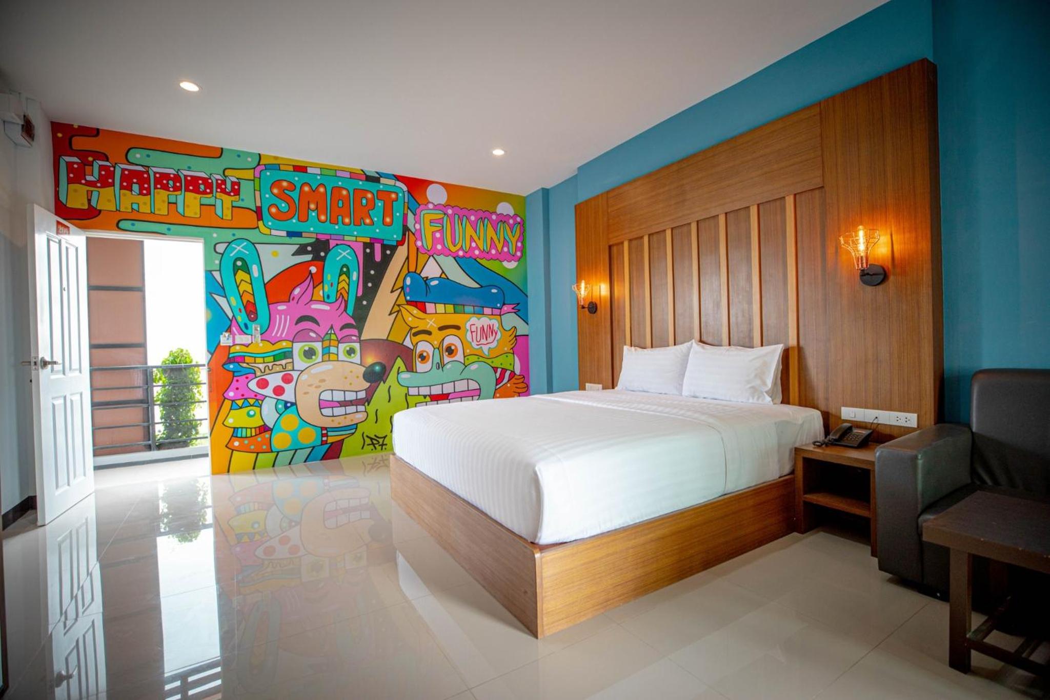 Deluxe Double Room - Photo 20