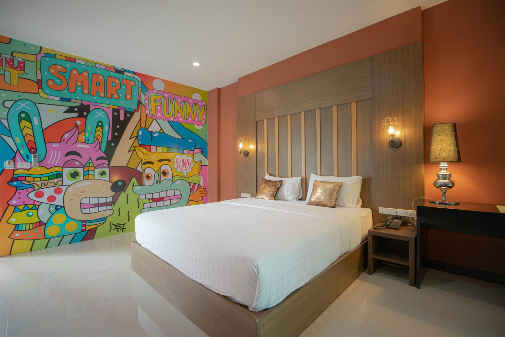 Deluxe Suite - Photo 26