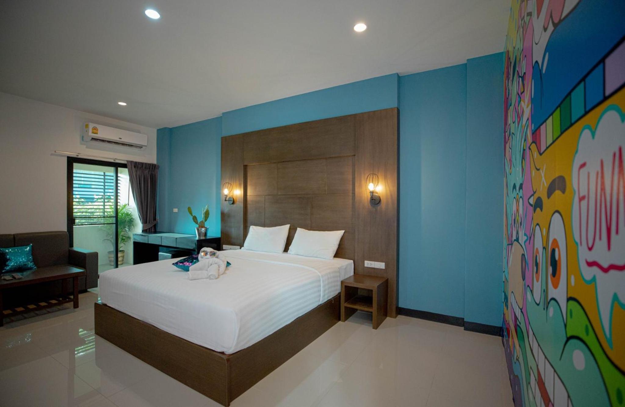 Deluxe Suite - Photo 25