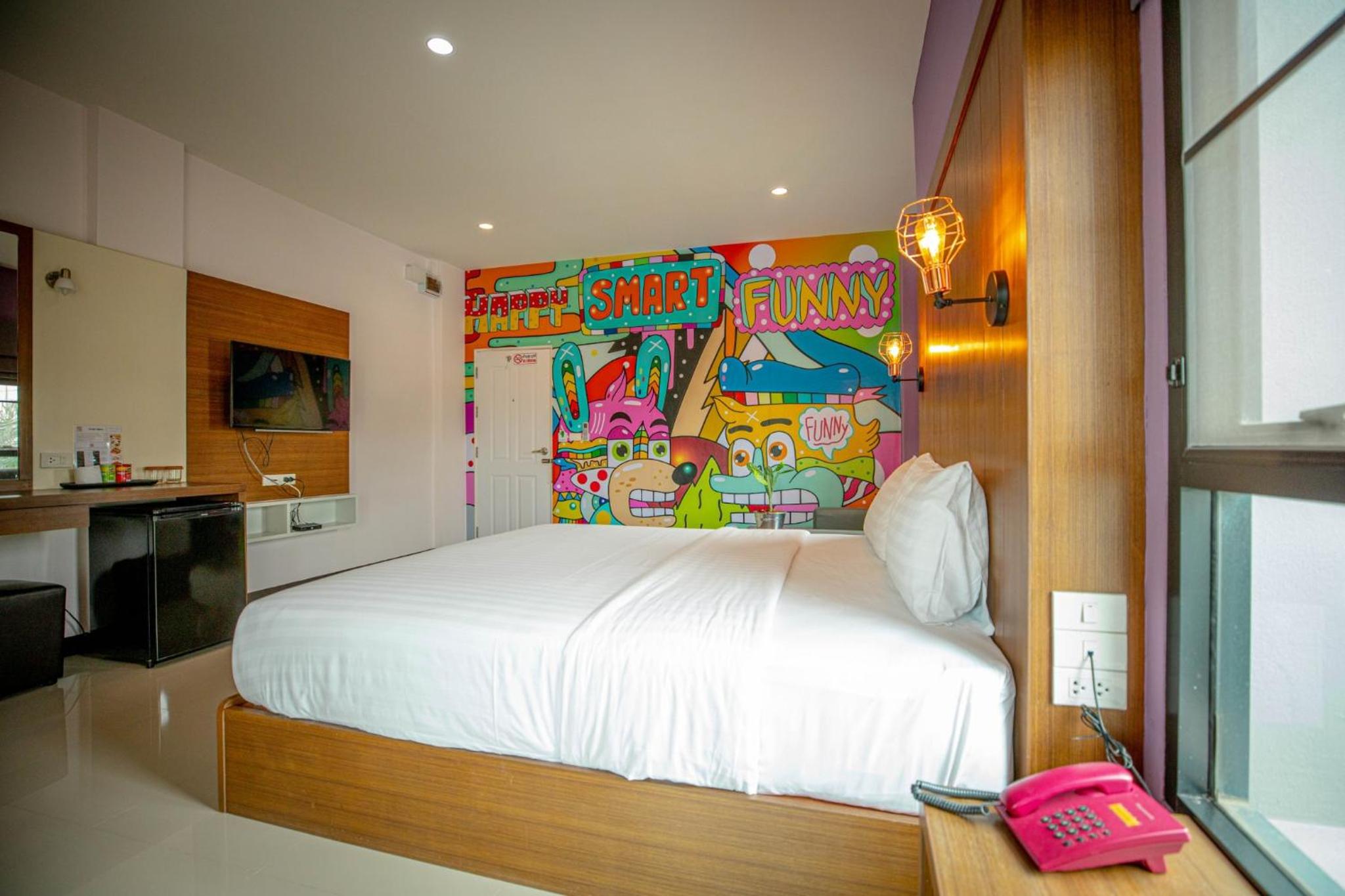 Deluxe Suite - Photo 22