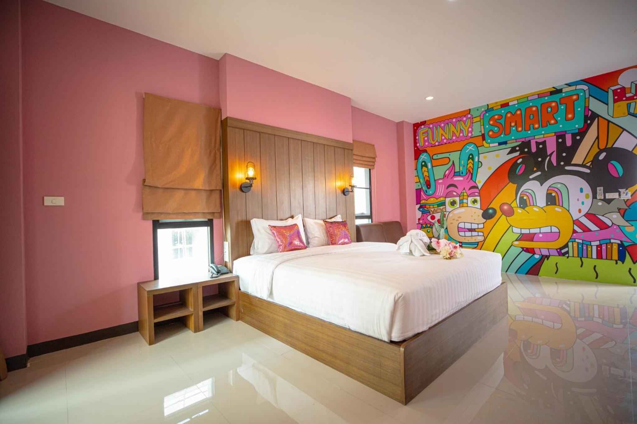 Deluxe Double Room - Photo 29