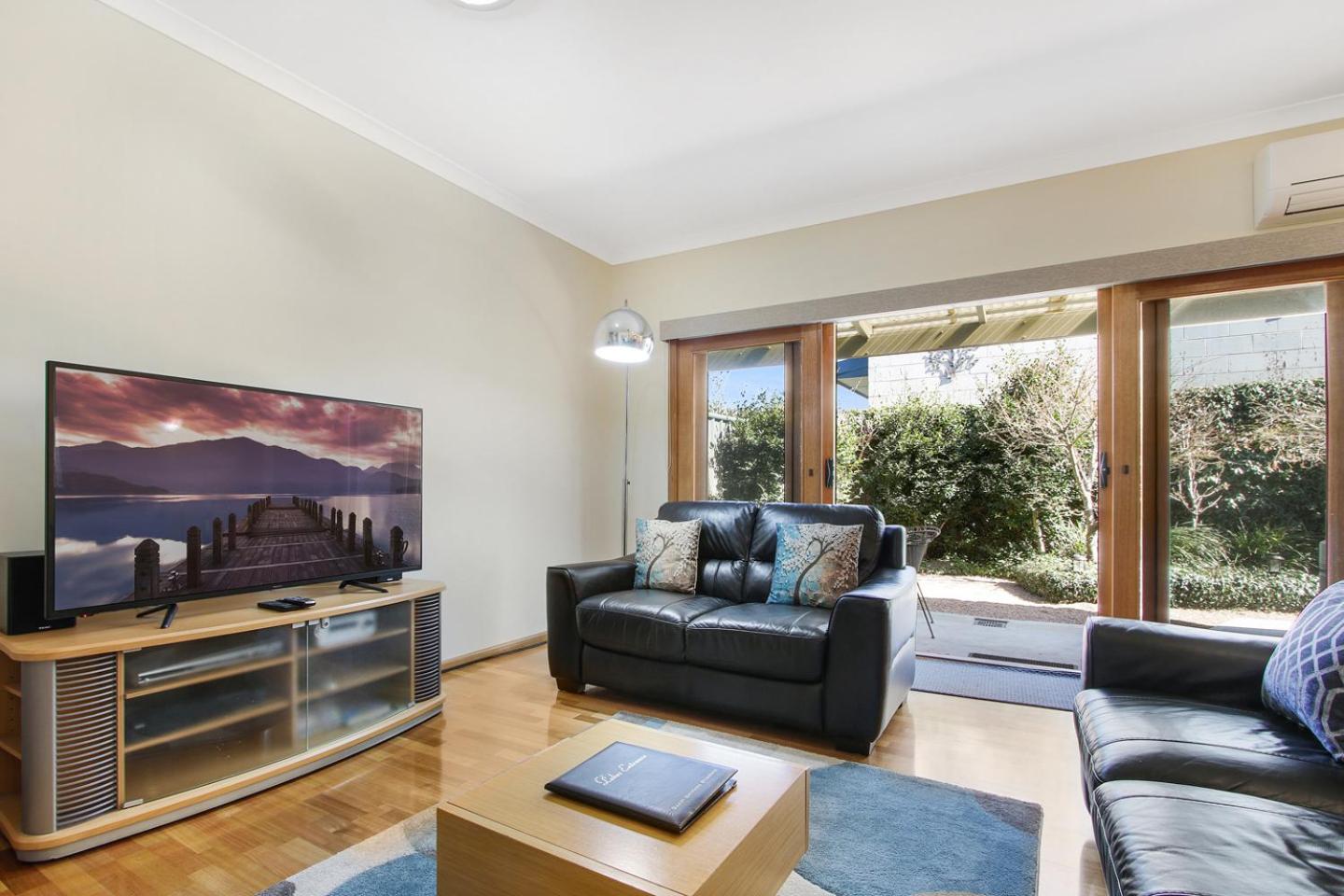 Three-Bedroom House photo 1