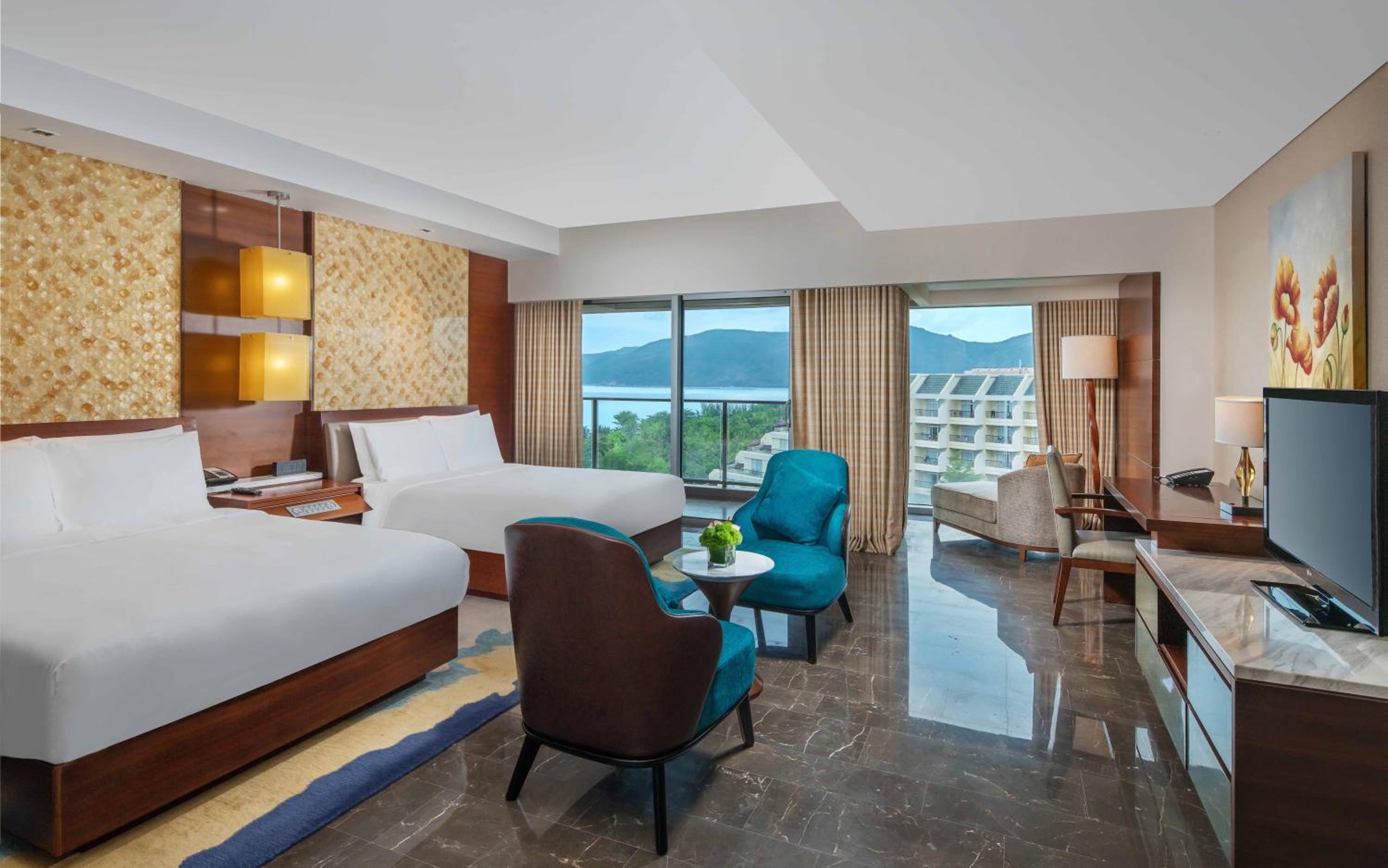 Two-Bedrooms Suite with Ocean View(Access to Executive VIP Pool )