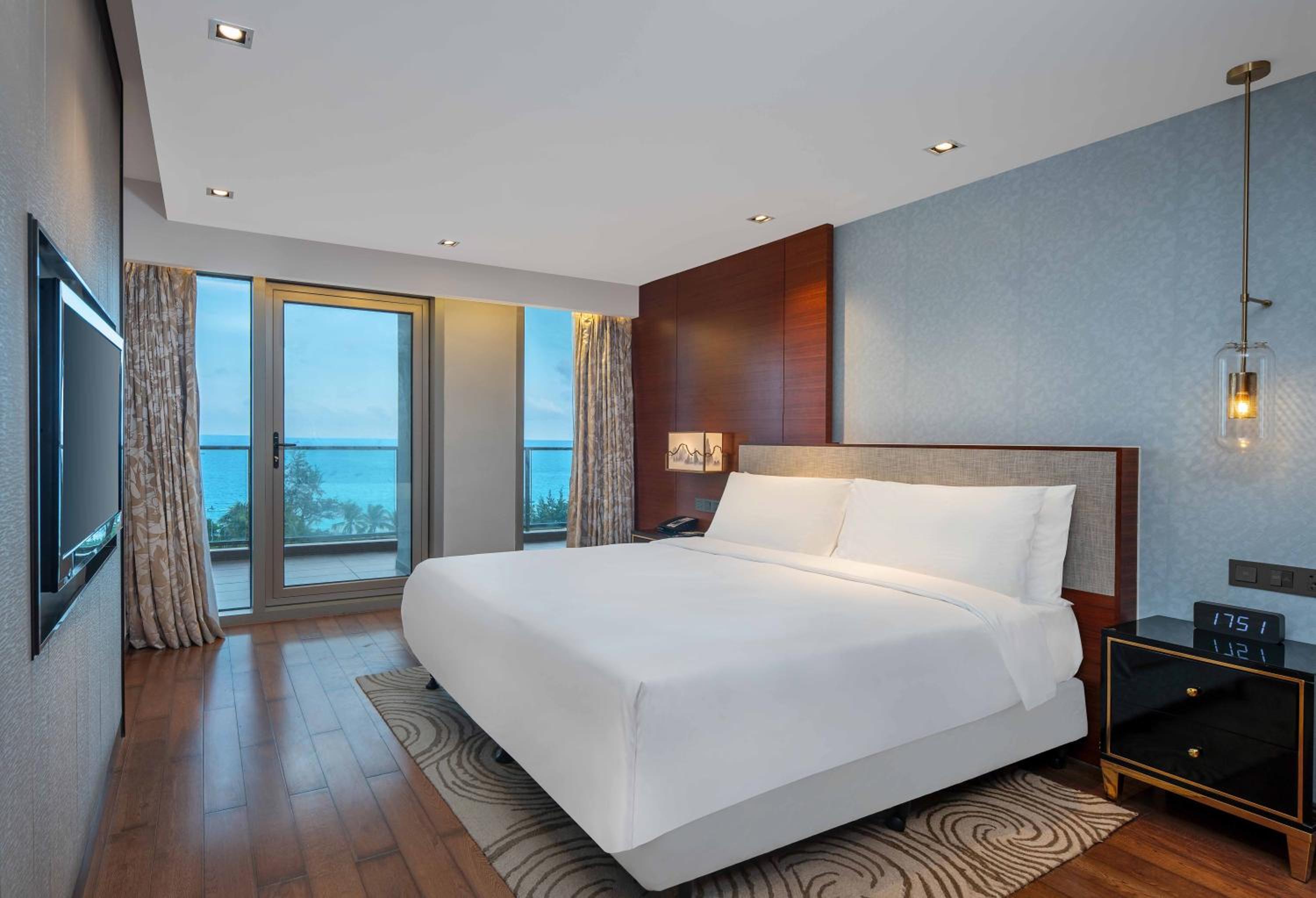 Luxury Suite Two Bedroom Selected Panoramic Ocean View