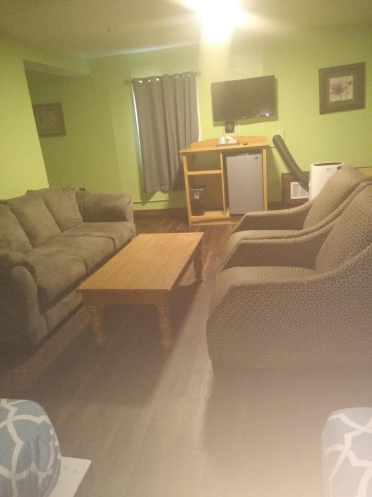 Deluxe Suite photo 3