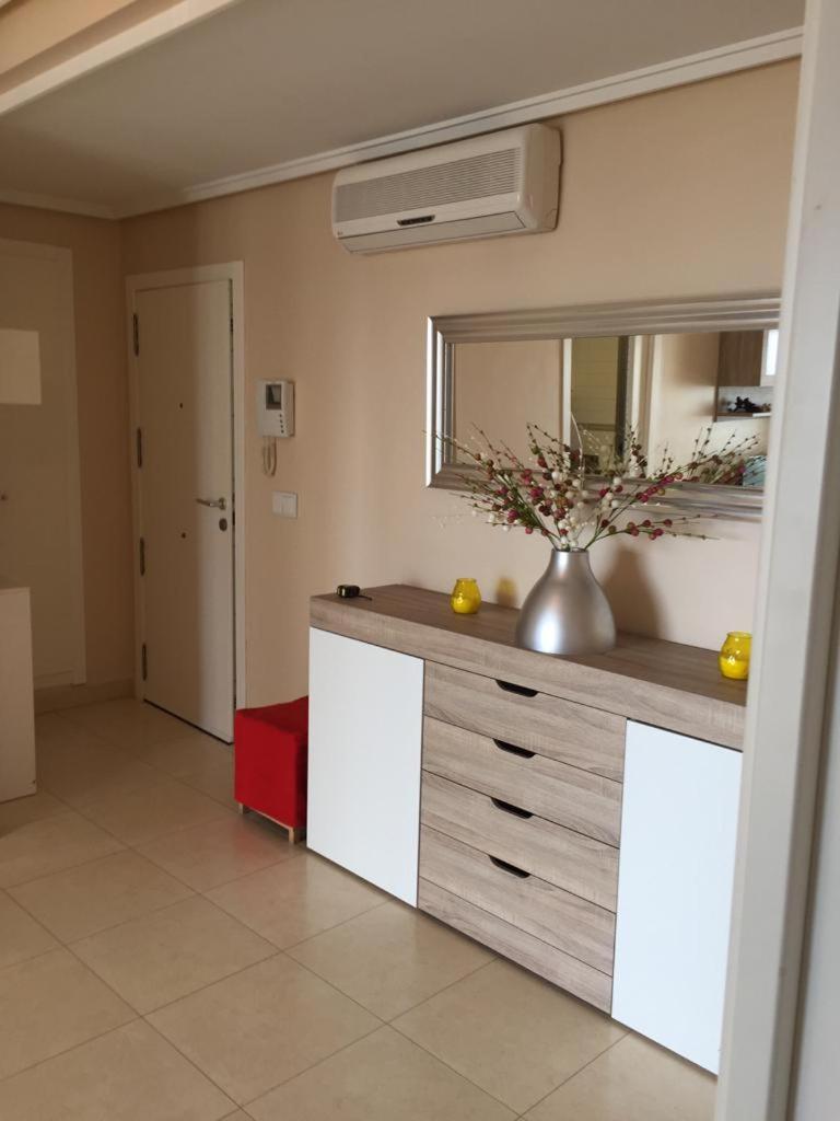 Apartamento con vista al mar