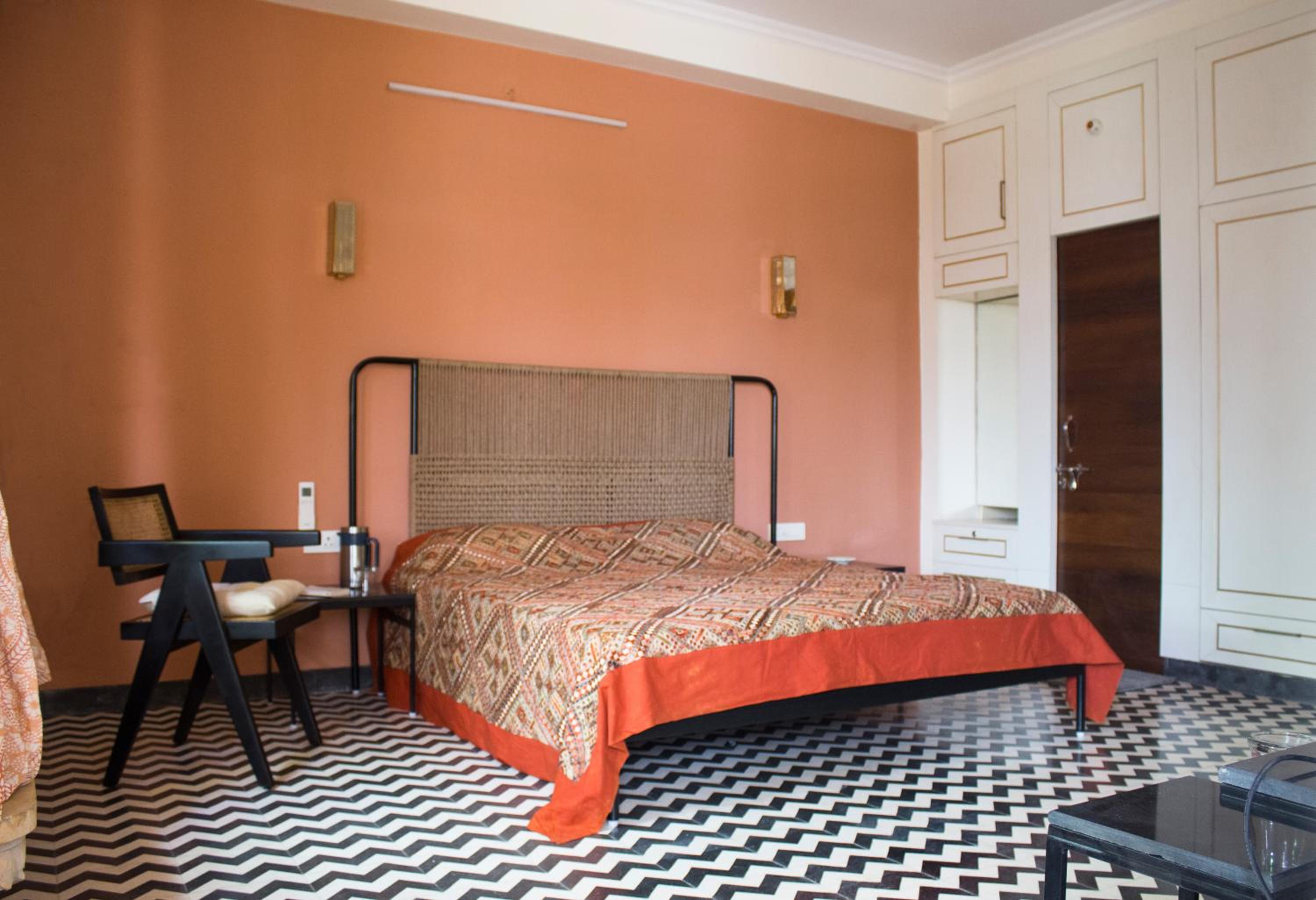 Double Room - Photo 2