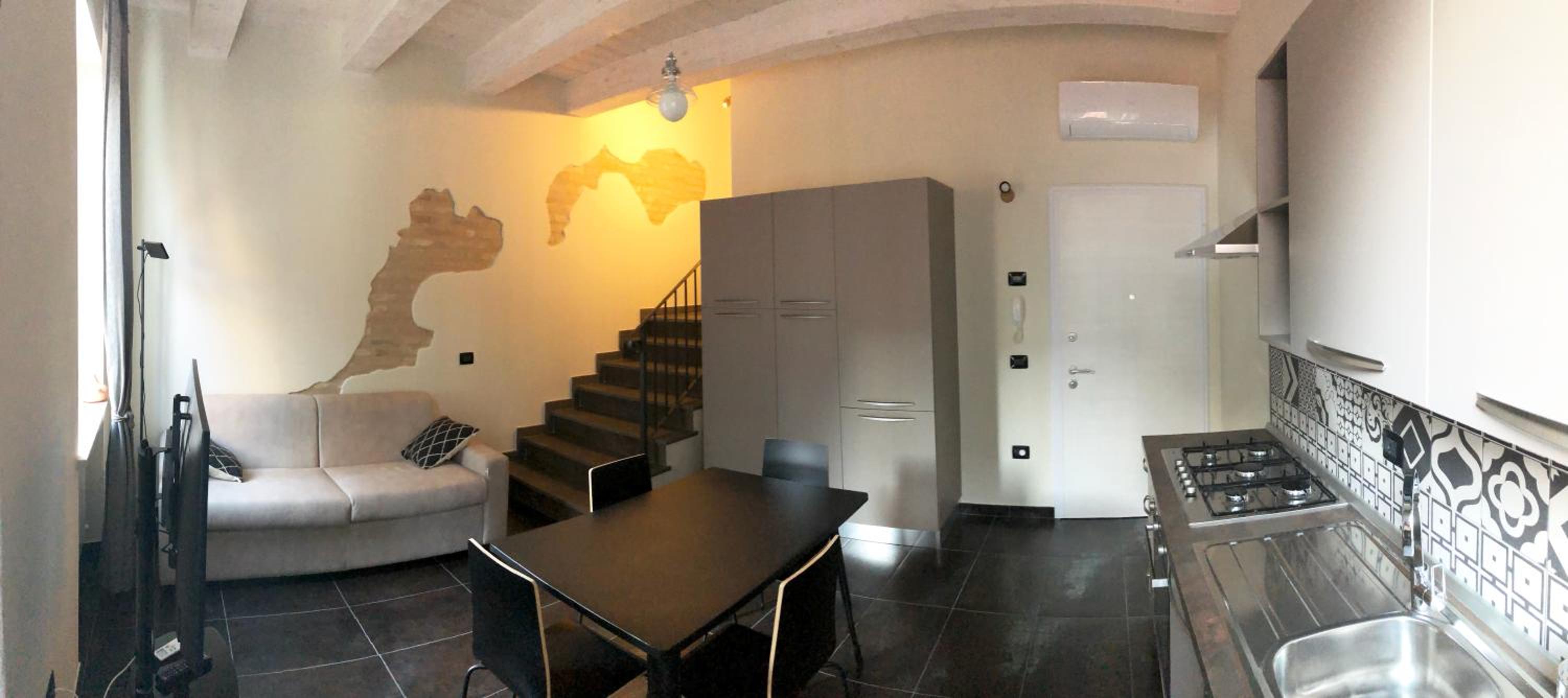 Deluxe Apartment - Photo 9