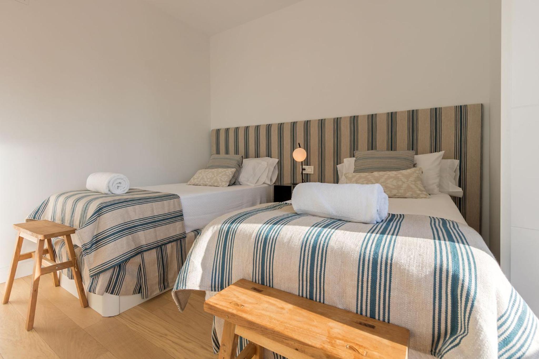 Three-Bedroom Apartment - Photo 8