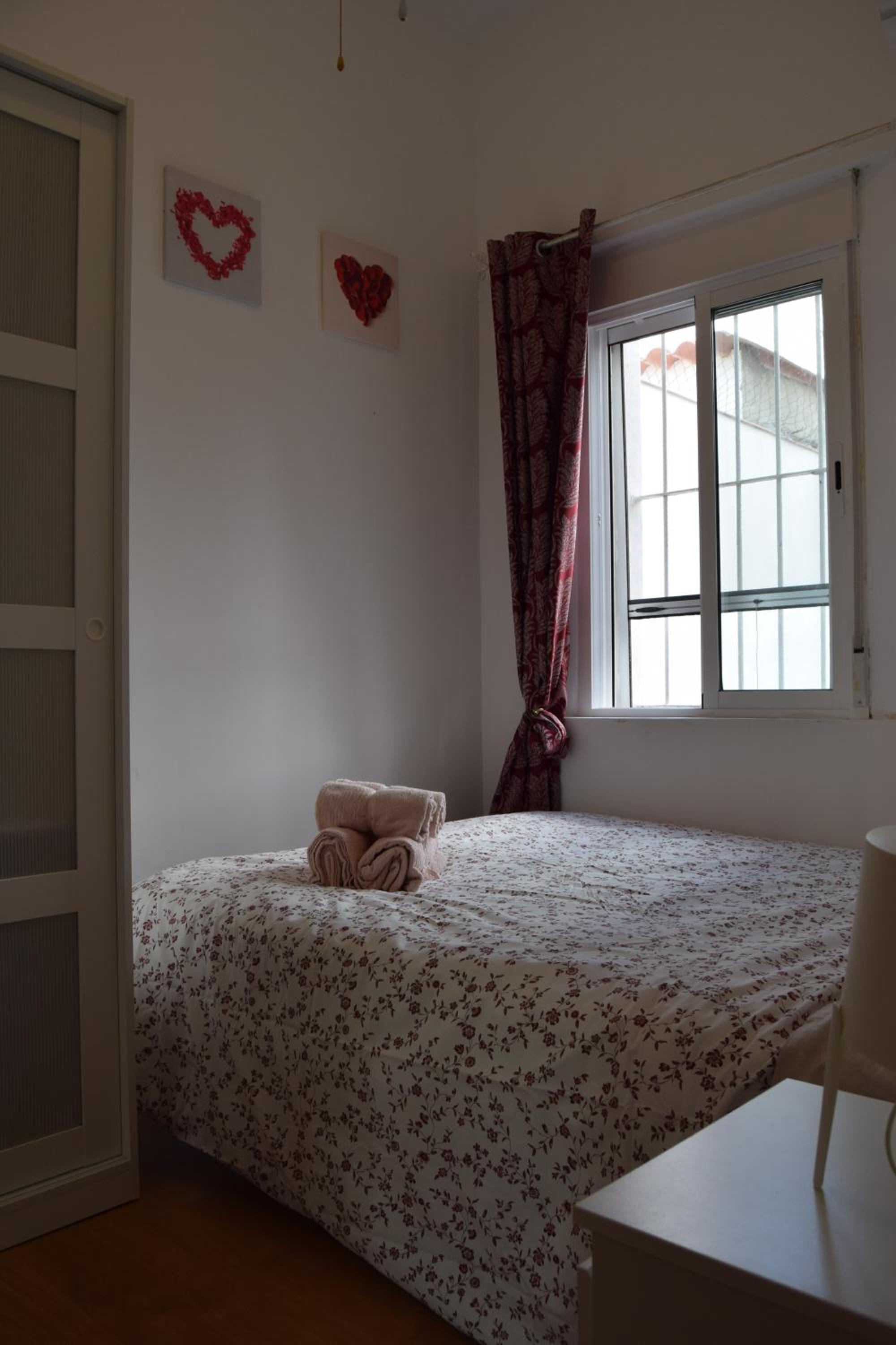 Three-Bedroom Apartment - Photo 13