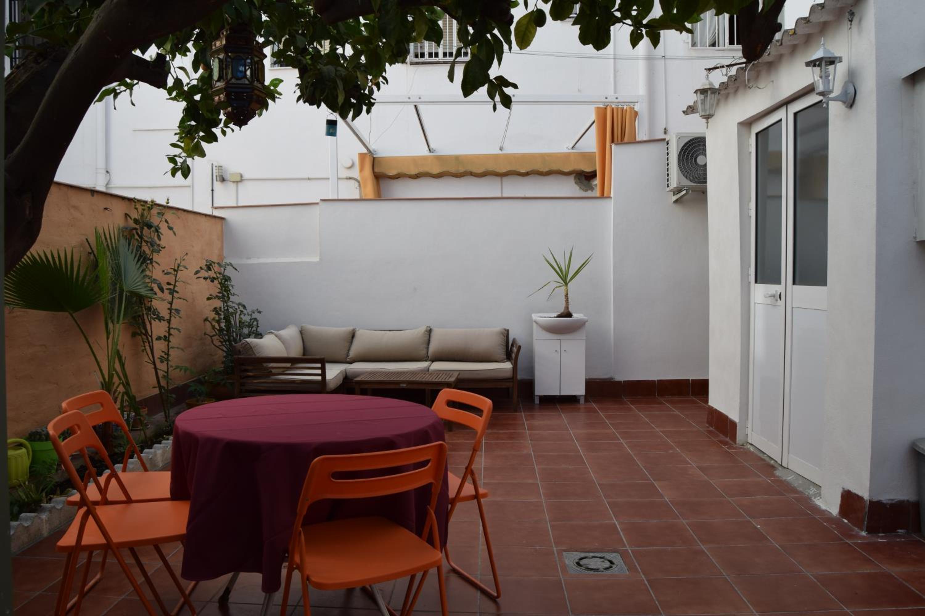 Three-Bedroom Apartment - Photo 3