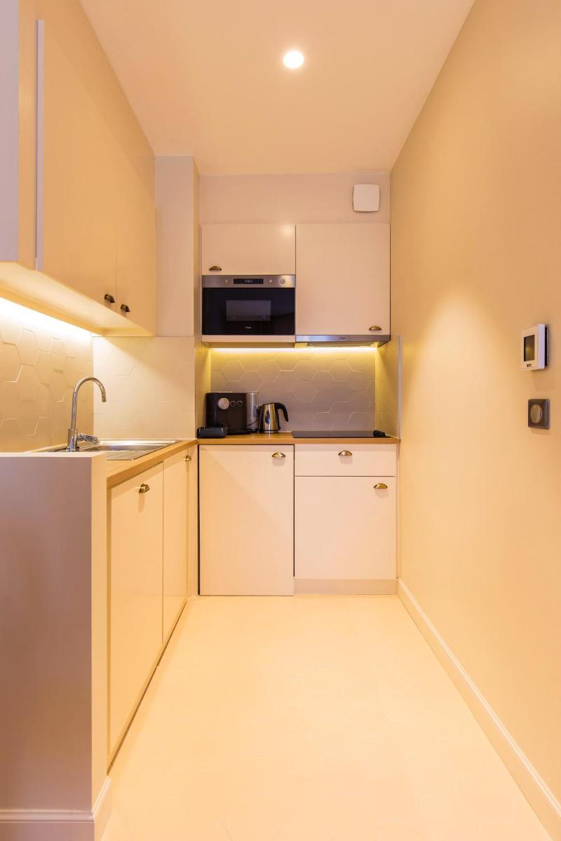 One-Bedroom Apartment - Photo 2