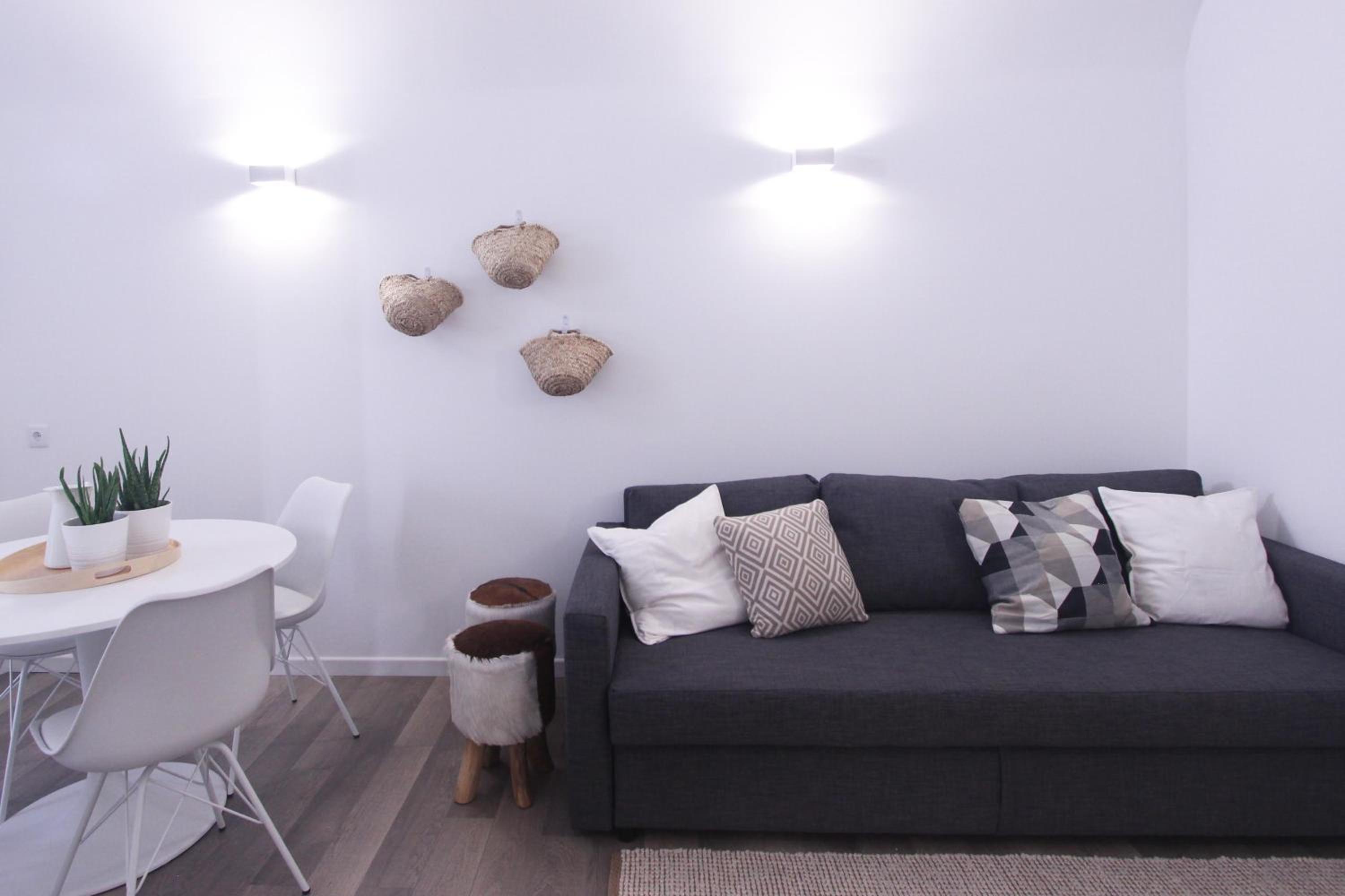 One-Bedroom Apartment - Photo 13