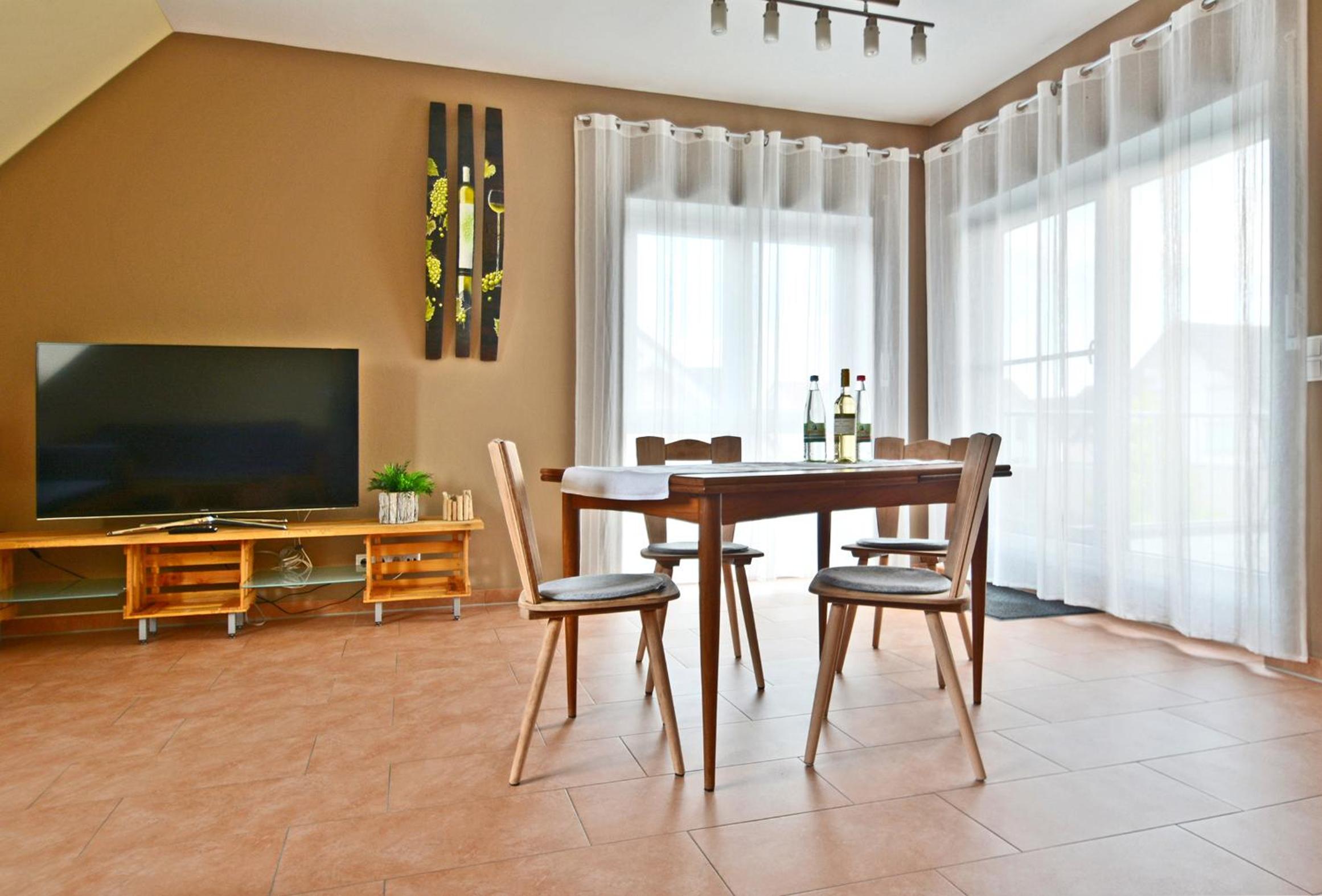 Apartment - Photo 8