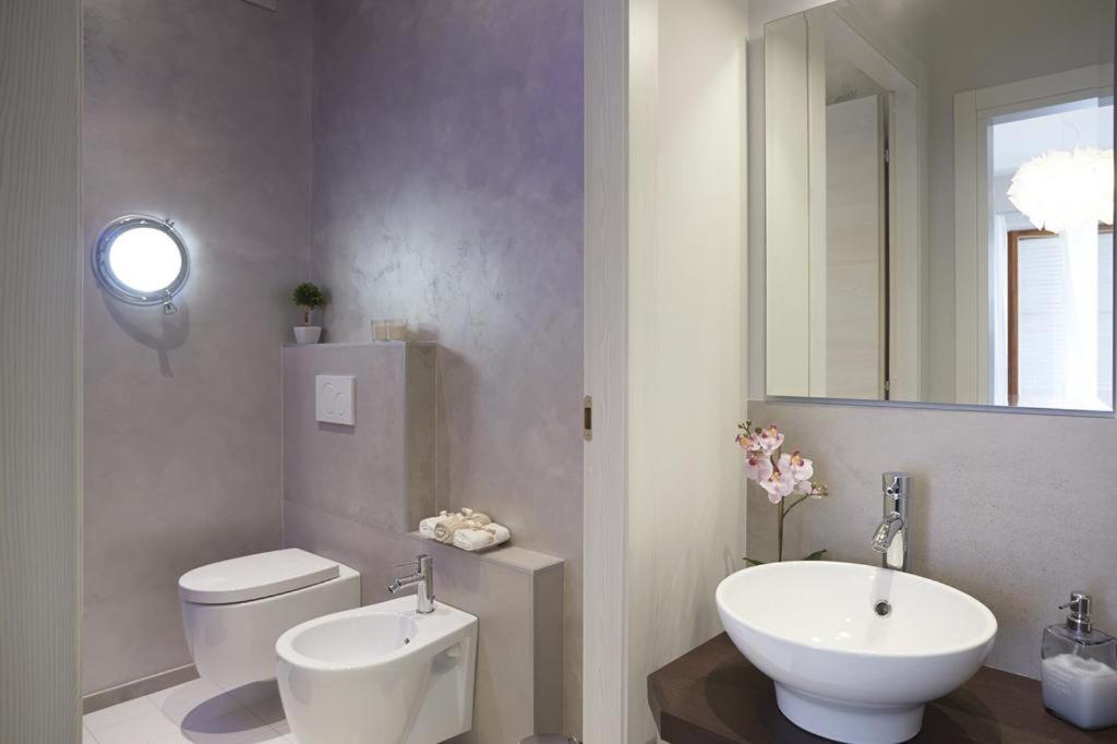 Quadruple Room with Private Bathroom photo 2