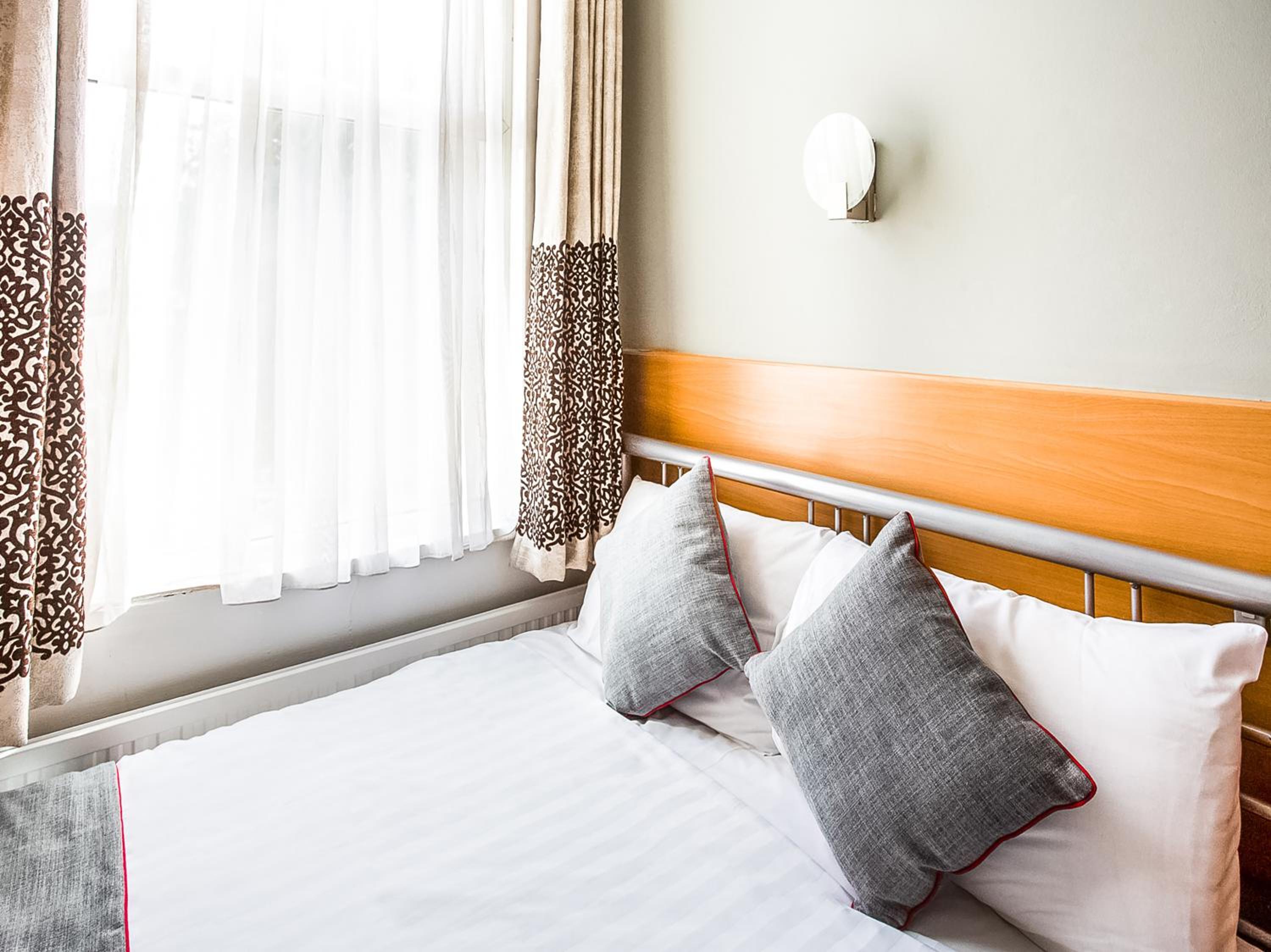 Standard Double Room photo 2