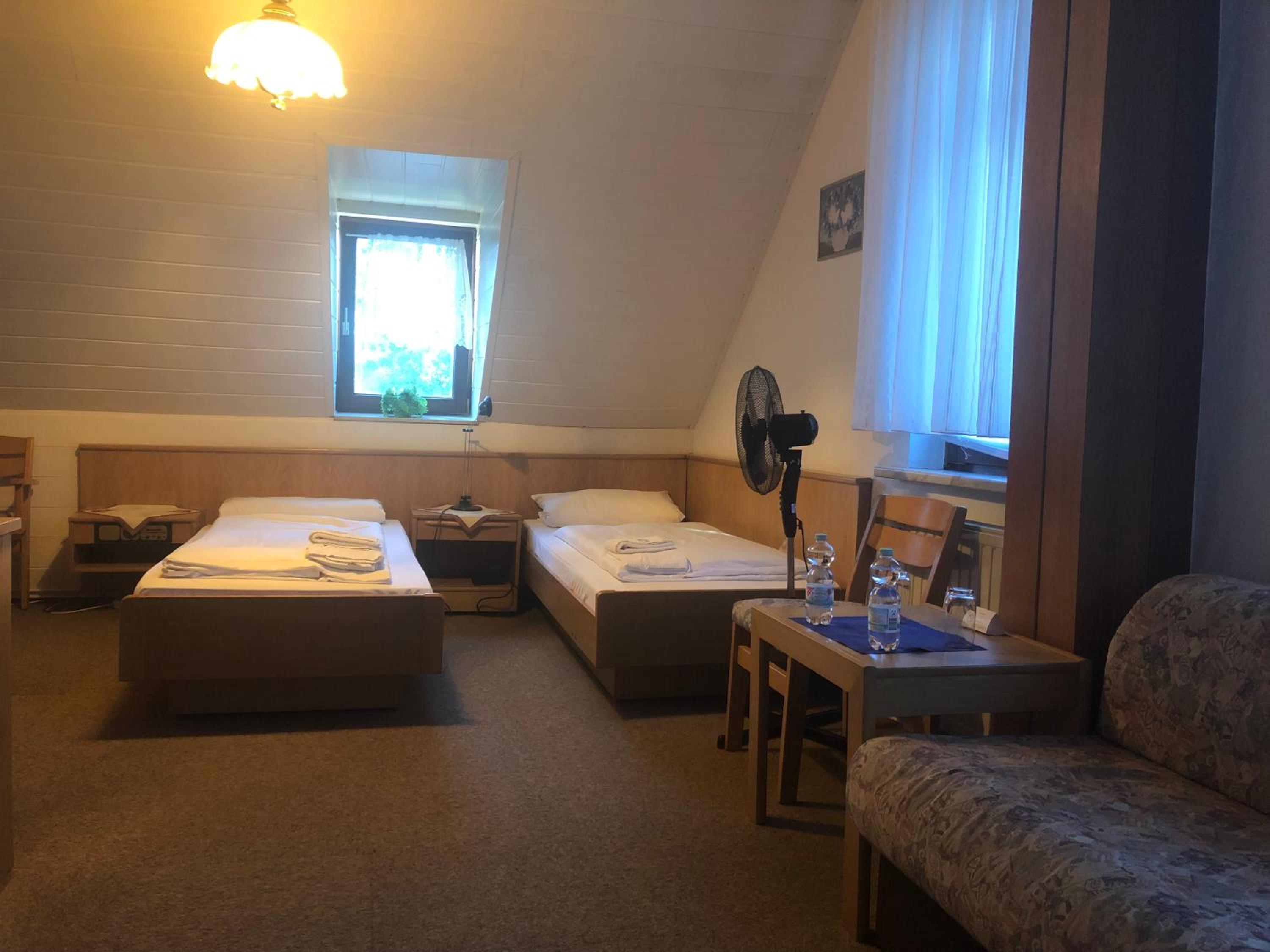 Double Room - Photo 2